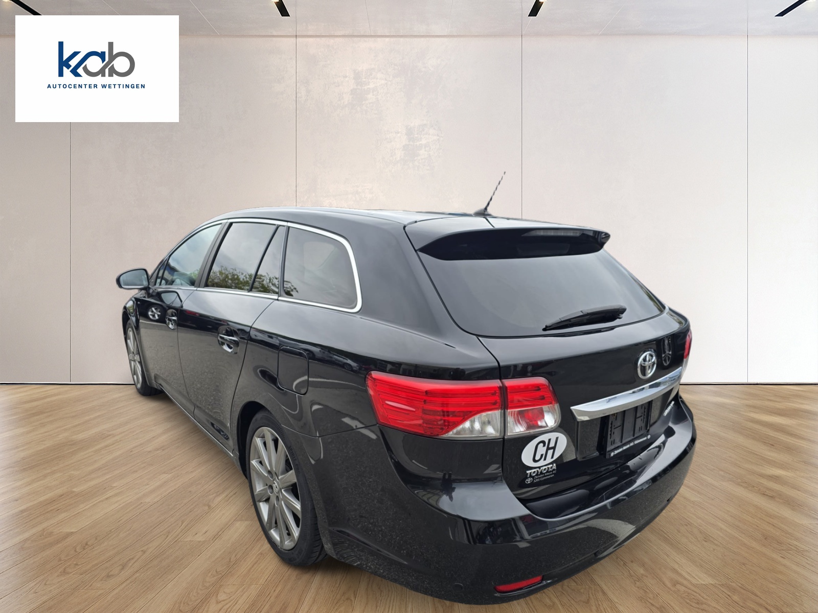 TOYOTA Avensis Sportswagon 2.0 Linea Luna Multidrive-image-5