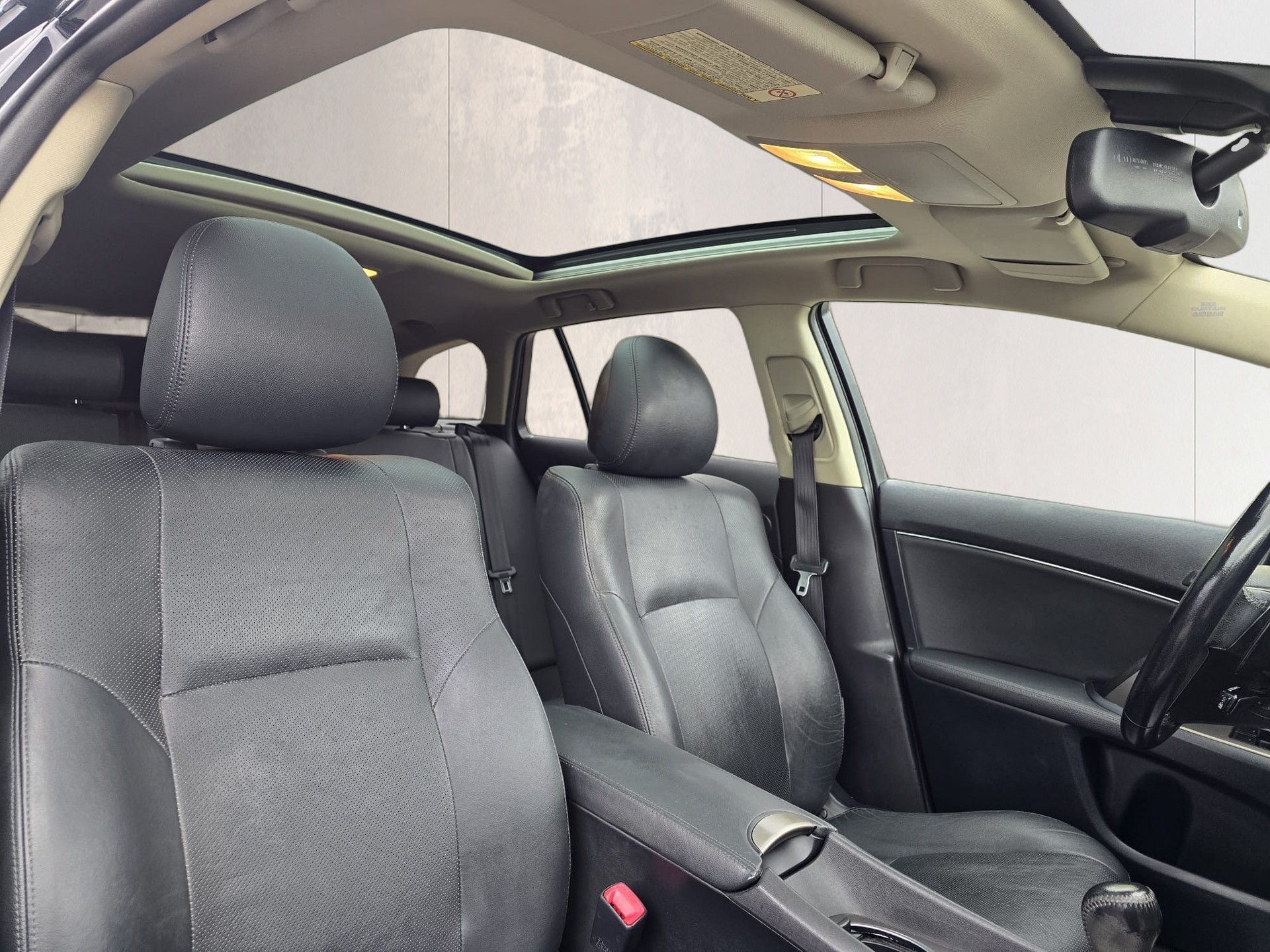 TOYOTA Avensis Sportswagon 2.0 Linea Luna Multidrive-image-17
