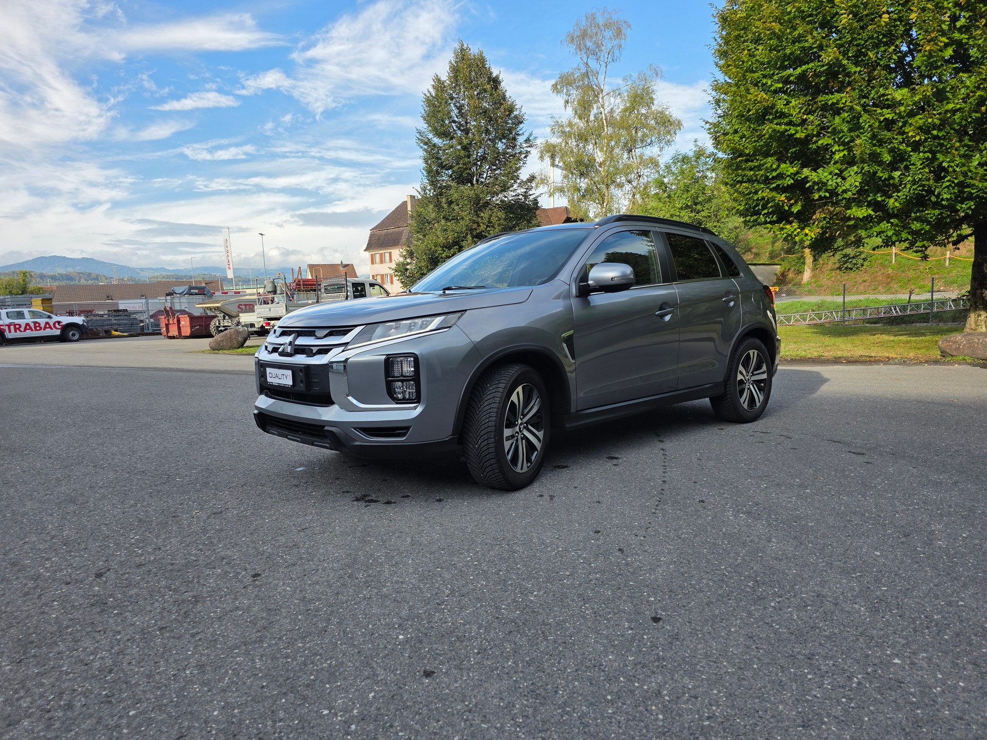 MITSUBISHI ASX 2.0 Diamond 4WD Automat-image-7