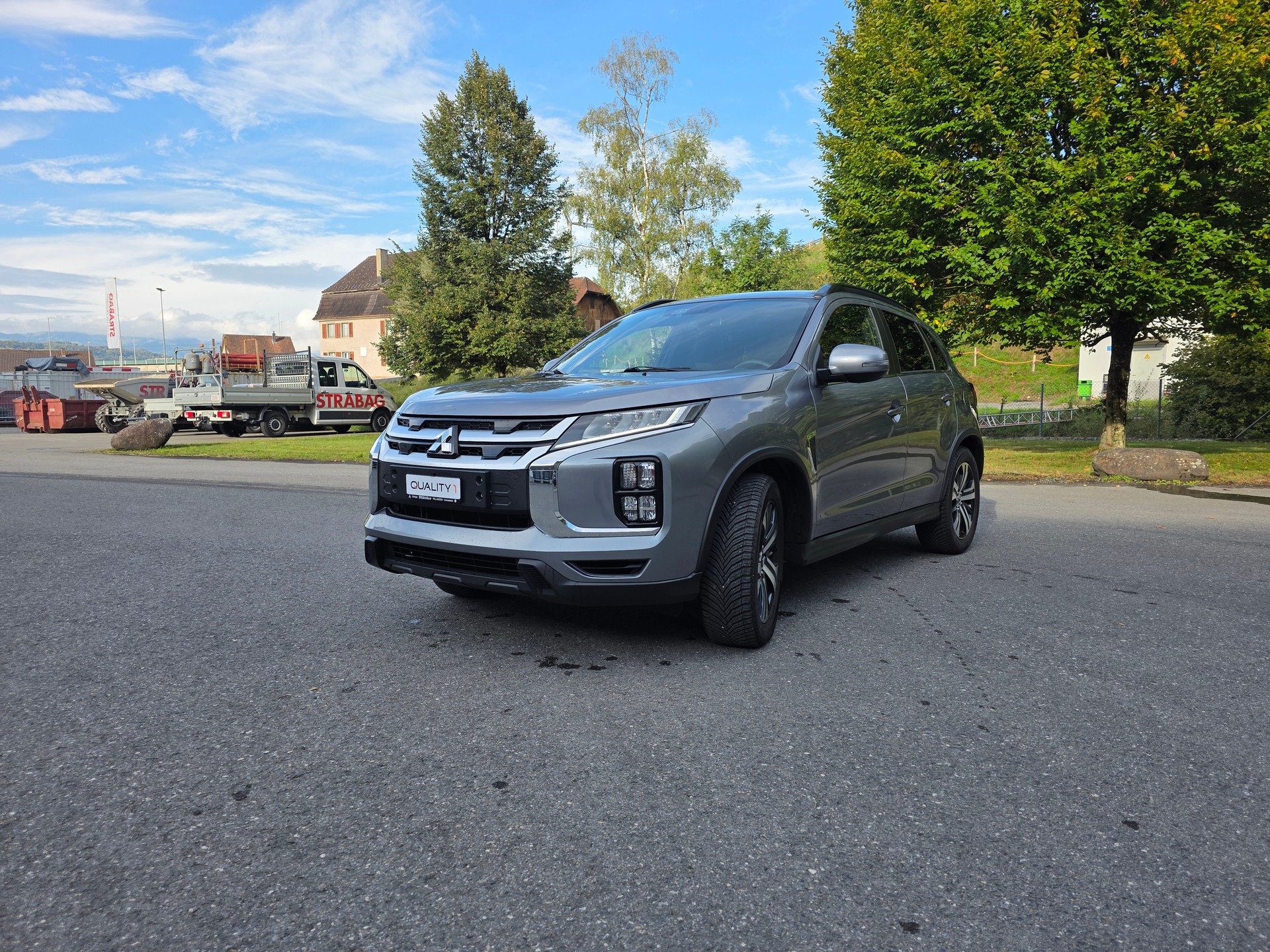 MITSUBISHI ASX 2.0 Diamond 4WD Automat-image-5