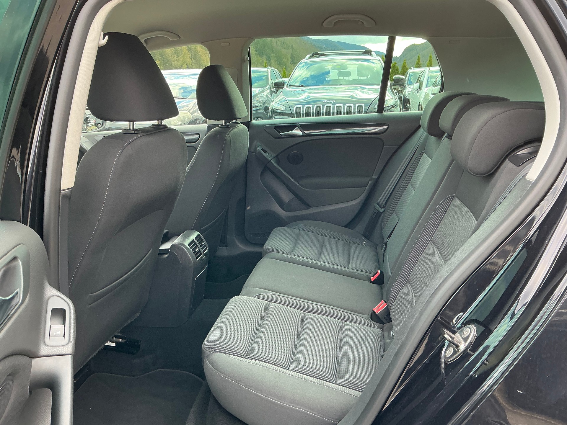 VW Golf 1.4 TSI Highline DSG-image-7