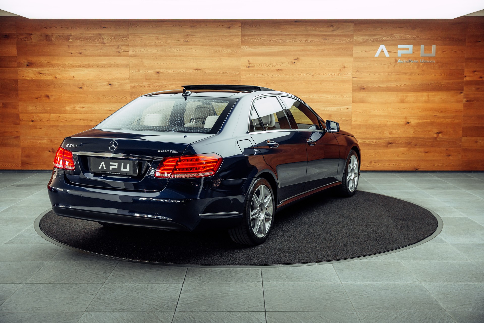 MERCEDES-BENZ E 350 BlueTEC Elégance 4Matic 7G-Tronic-image-1