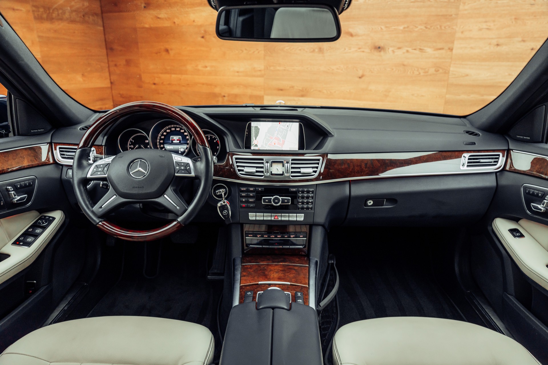MERCEDES-BENZ E 350 BlueTEC Elégance 4Matic 7G-Tronic-image-4