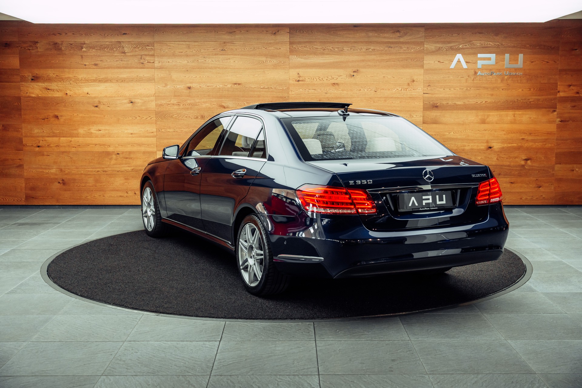 MERCEDES-BENZ E 350 BlueTEC Elégance 4Matic 7G-Tronic-image-2
