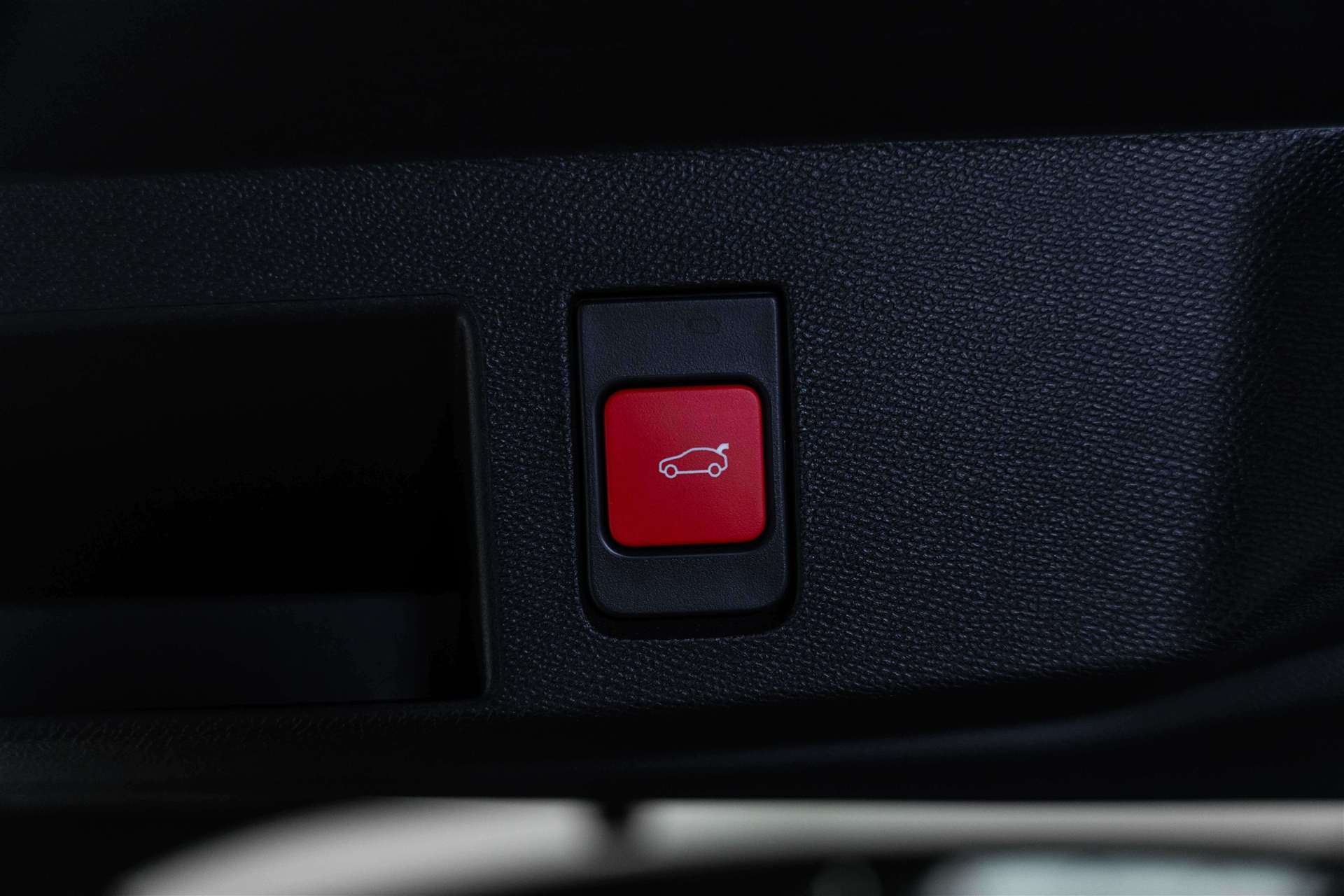 CITROEN C5 Aircross 1.2 HEV Max NEUES MODELL Automat-image-5