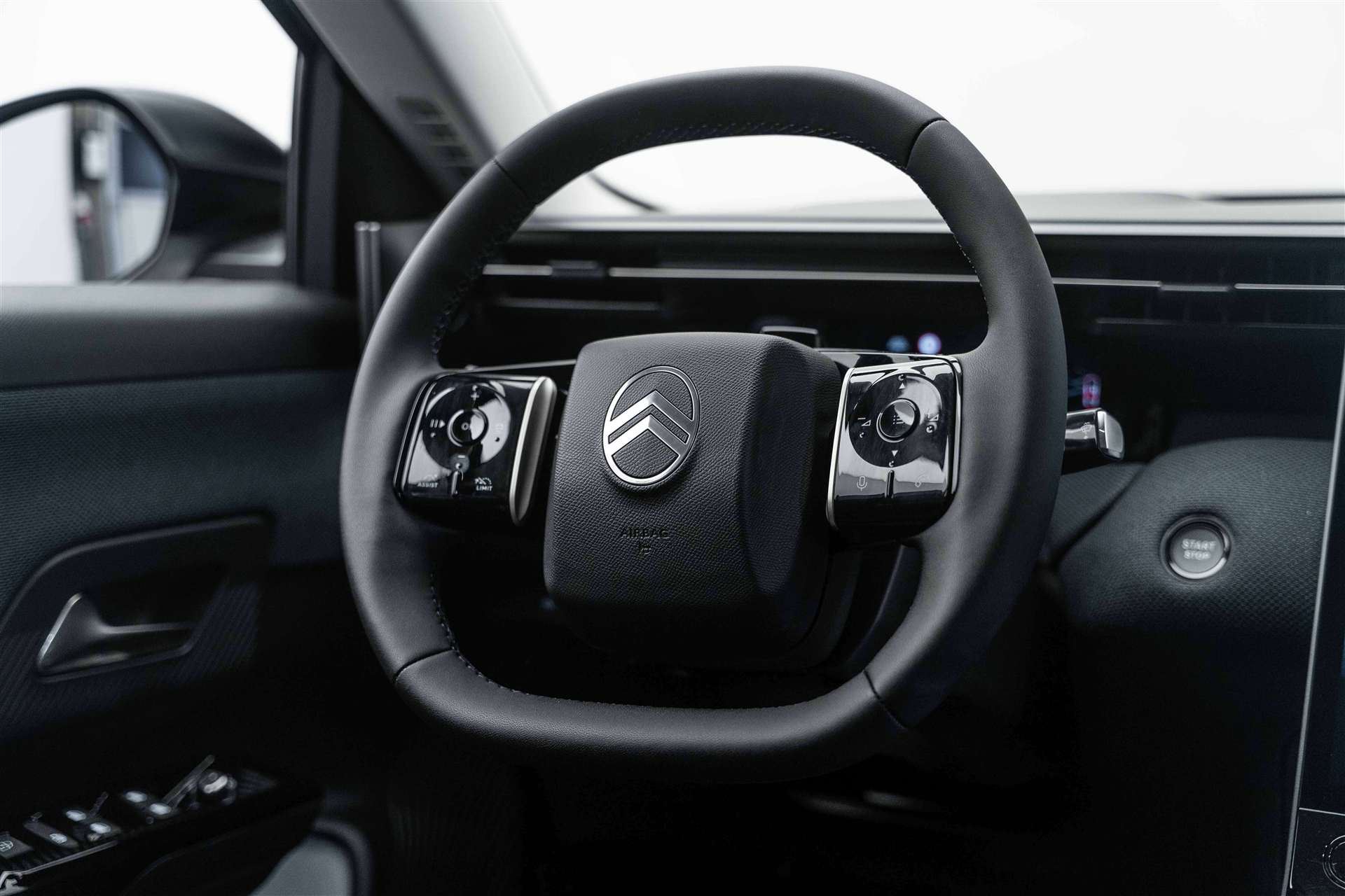 CITROEN C5 Aircross 1.2 HEV Max NEUES MODELL Automat-image-10