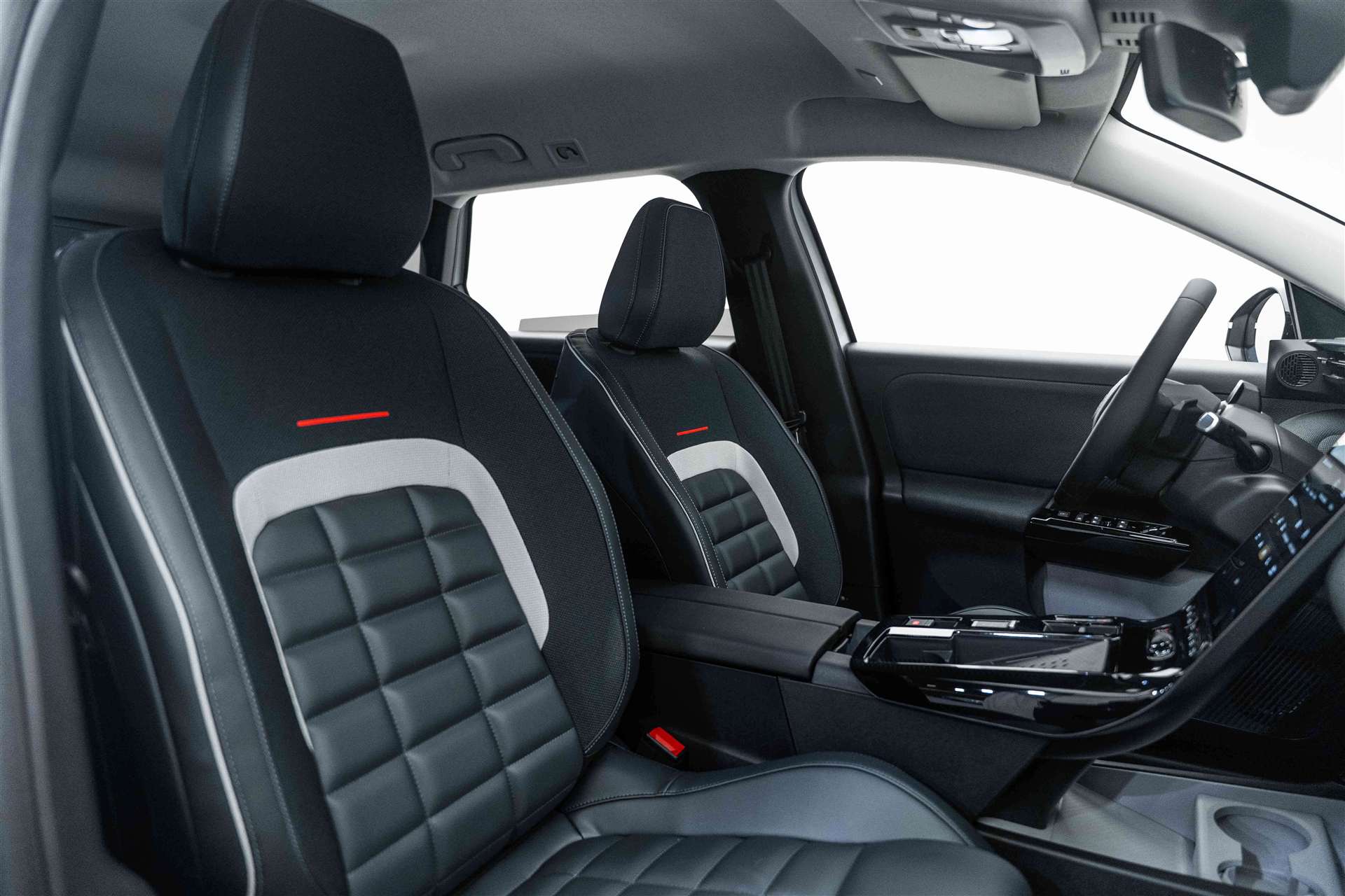 CITROEN C5 Aircross 1.2 HEV Max NEUES MODELL Automat-image-12