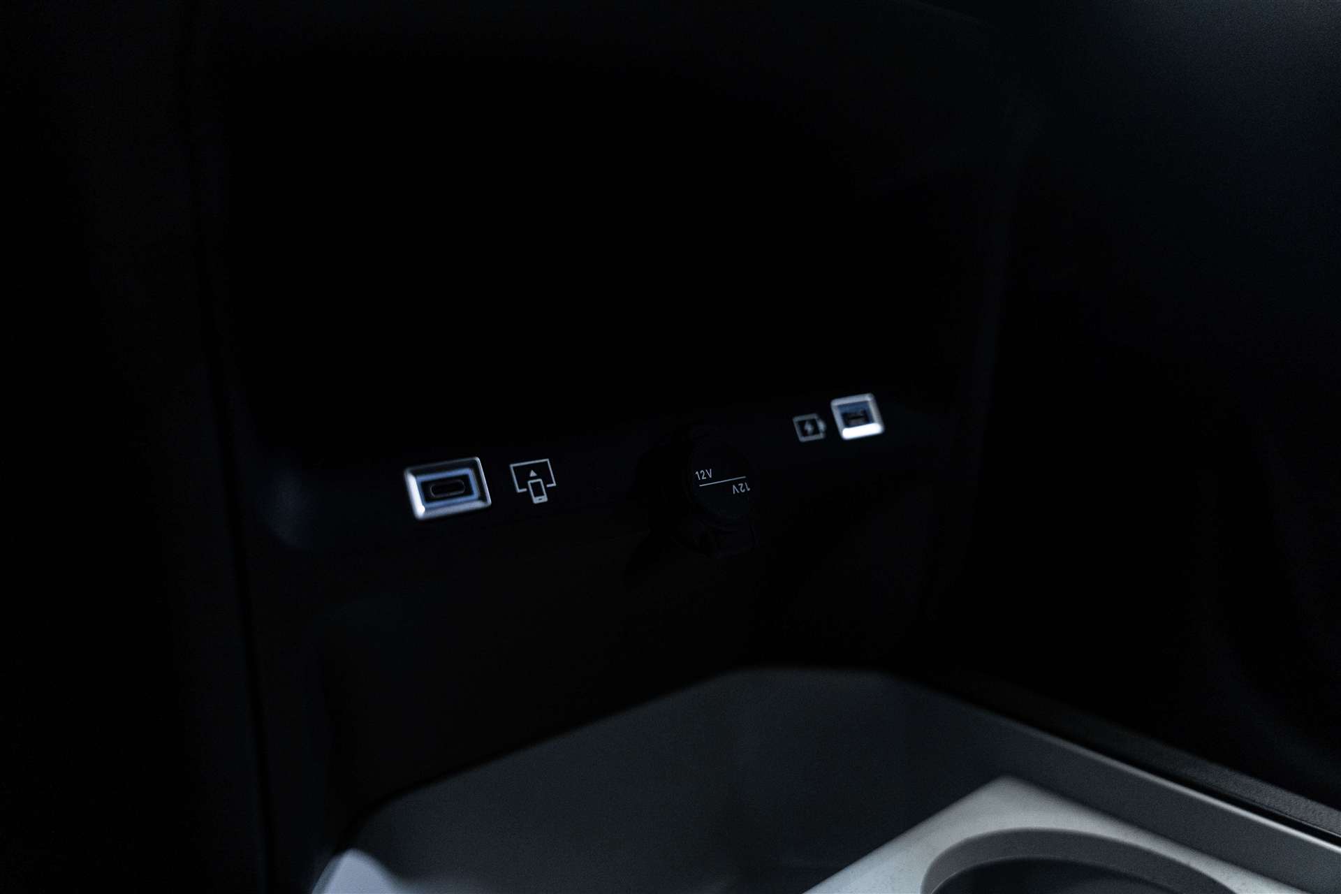 CITROEN C5 Aircross 1.2 HEV Max NEUES MODELL Automat-image-35
