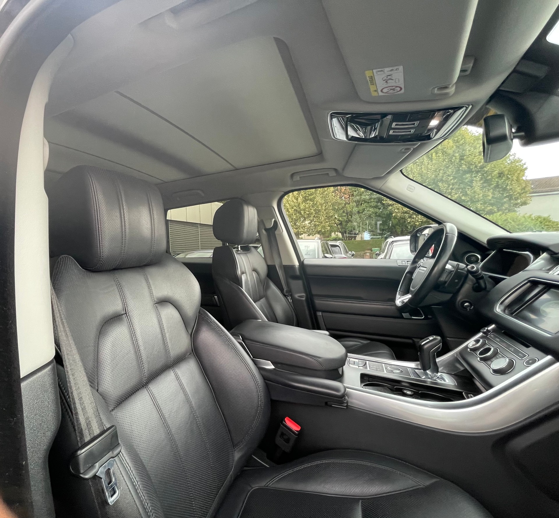 LAND ROVER Range Rover Sport 3.0 SDV6 HSE Dynamic Automatic-image-9