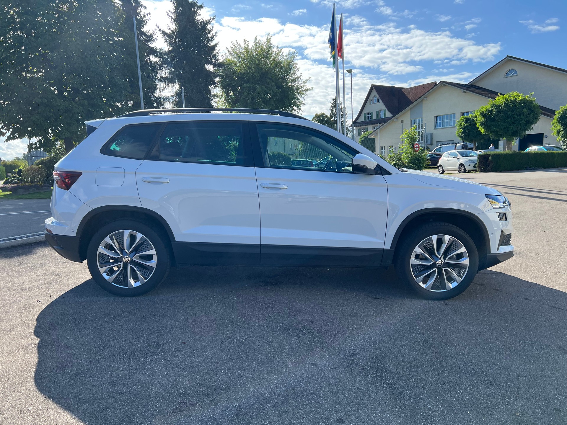 SKODA Karoq 2.0 TDI CR Style 4x4 DSG-image-7