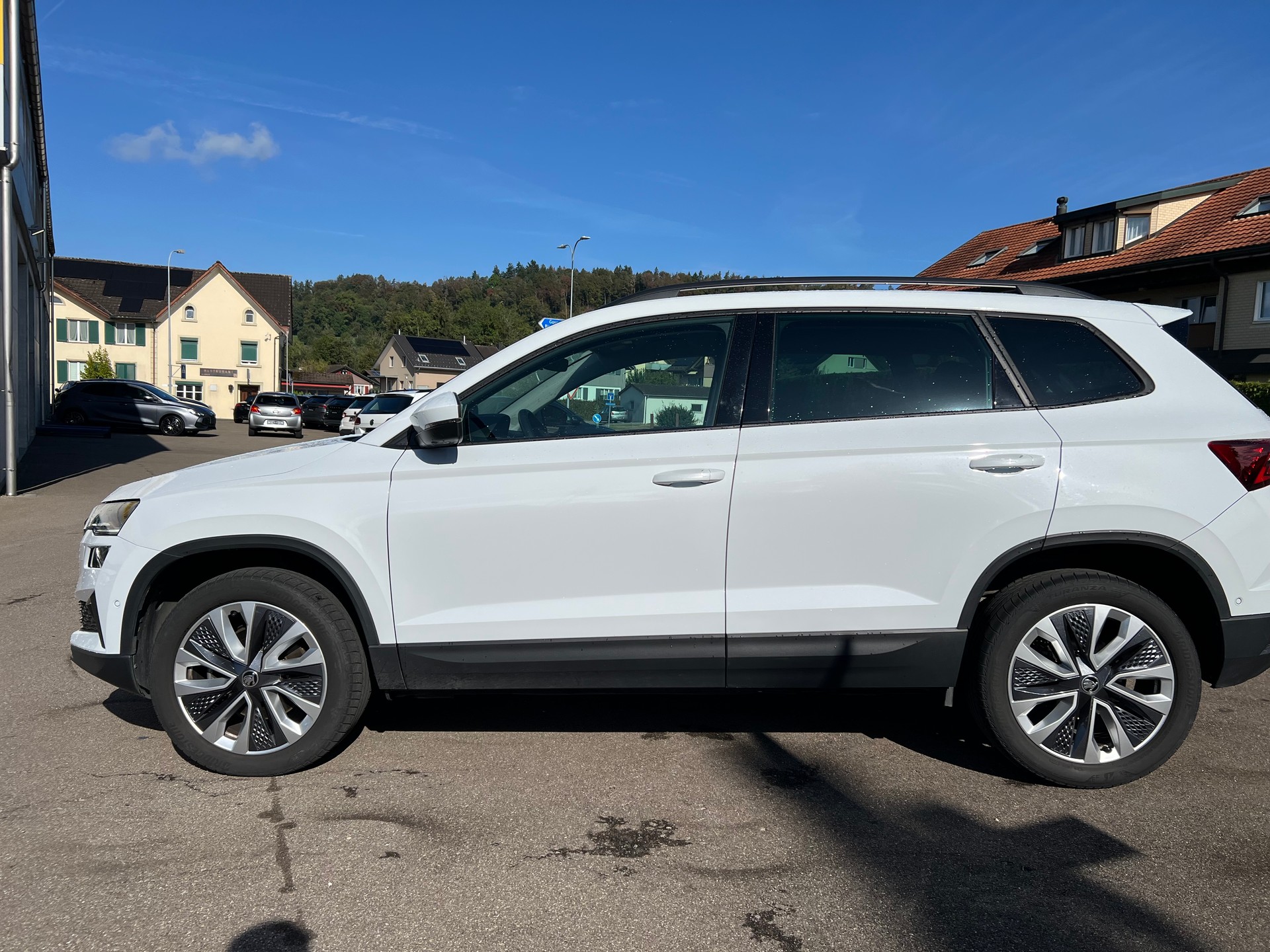 SKODA Karoq 2.0 TDI CR Style 4x4 DSG-image-13