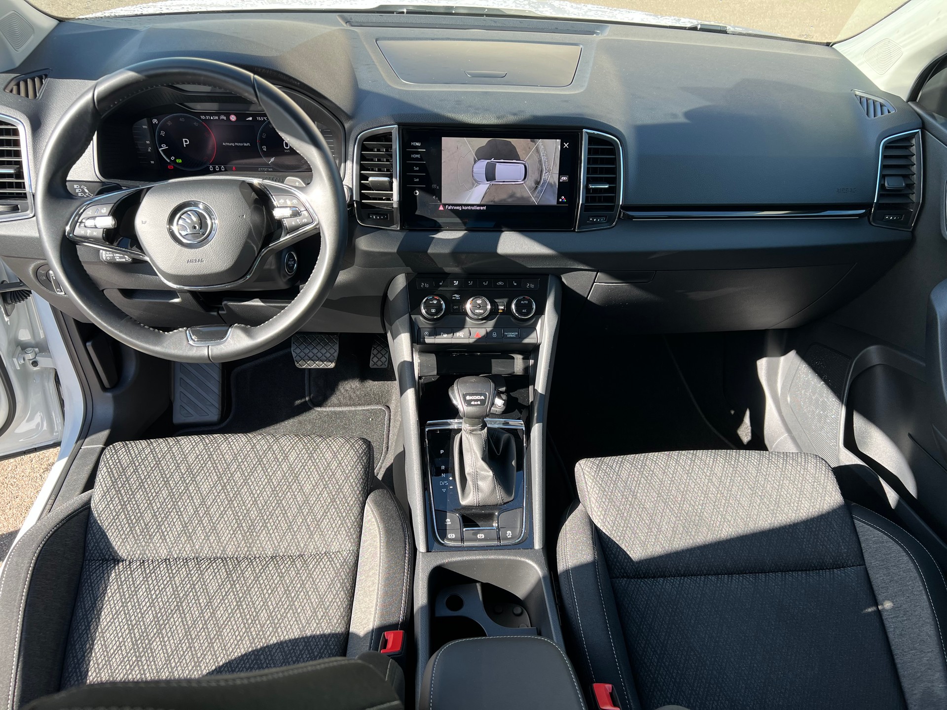 SKODA Karoq 2.0 TDI CR Style 4x4 DSG-image-26
