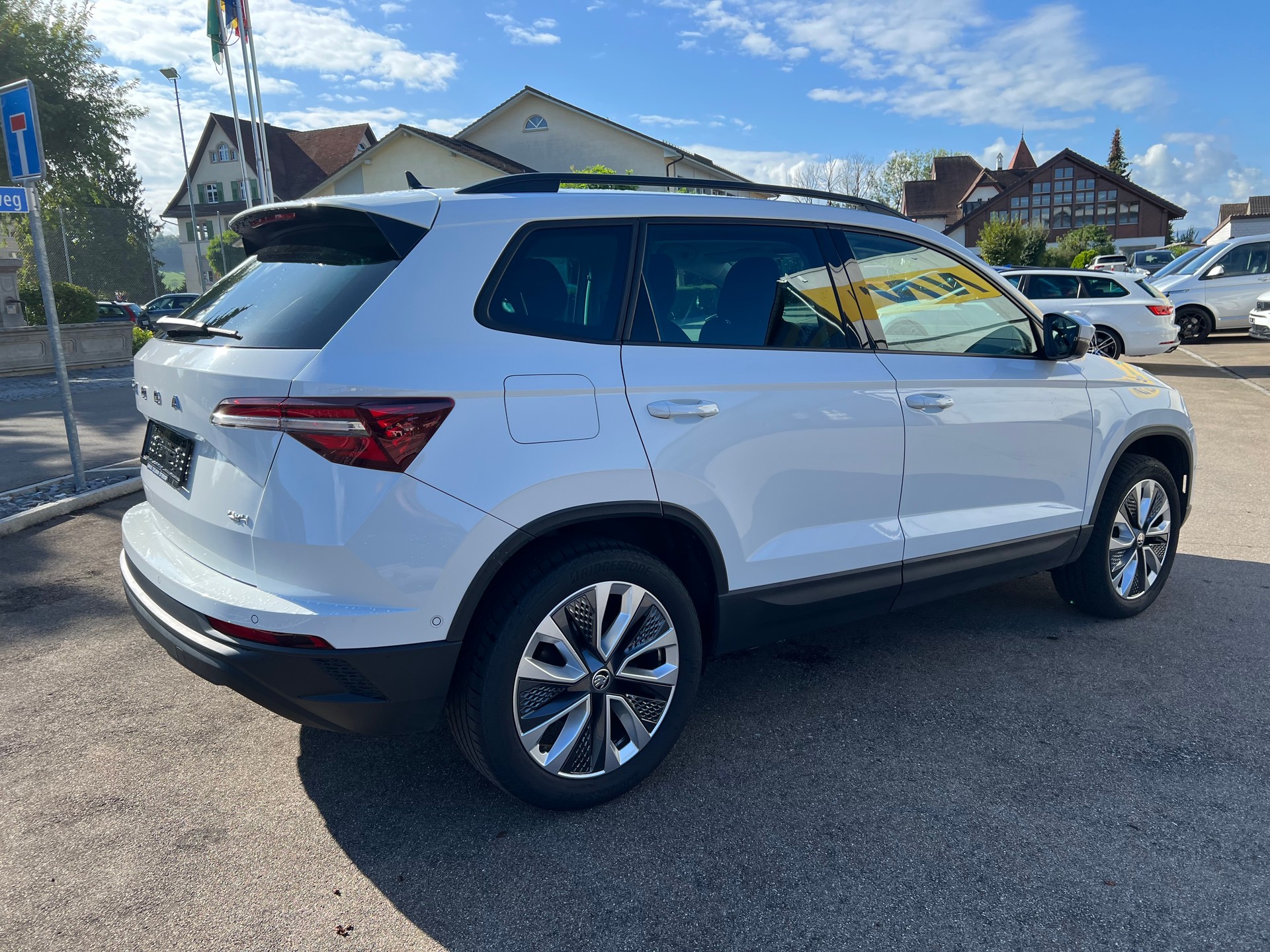 SKODA Karoq 2.0 TDI CR Style 4x4 DSG-image-8