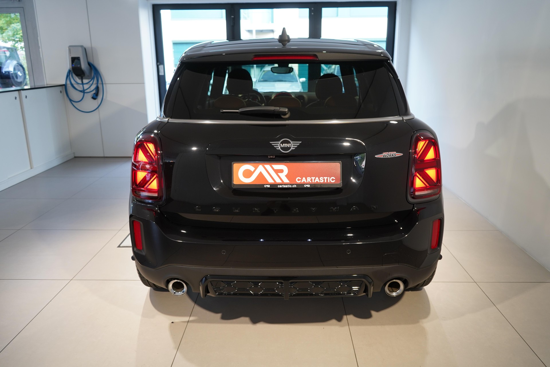 MINI Countryman F60 2.0i John Cooper Works ALL4-image-3
