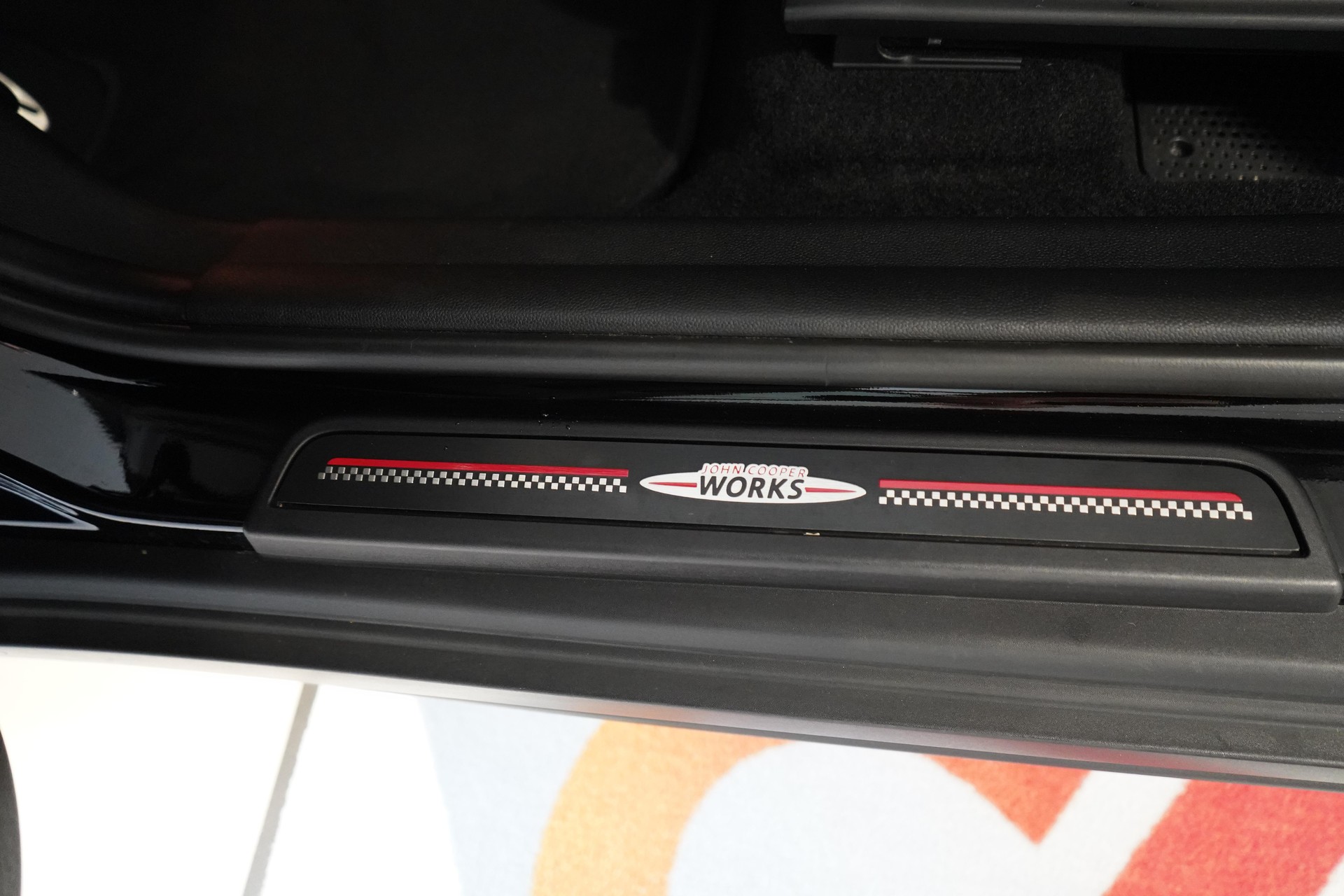 MINI Countryman F60 2.0i John Cooper Works ALL4-image-23