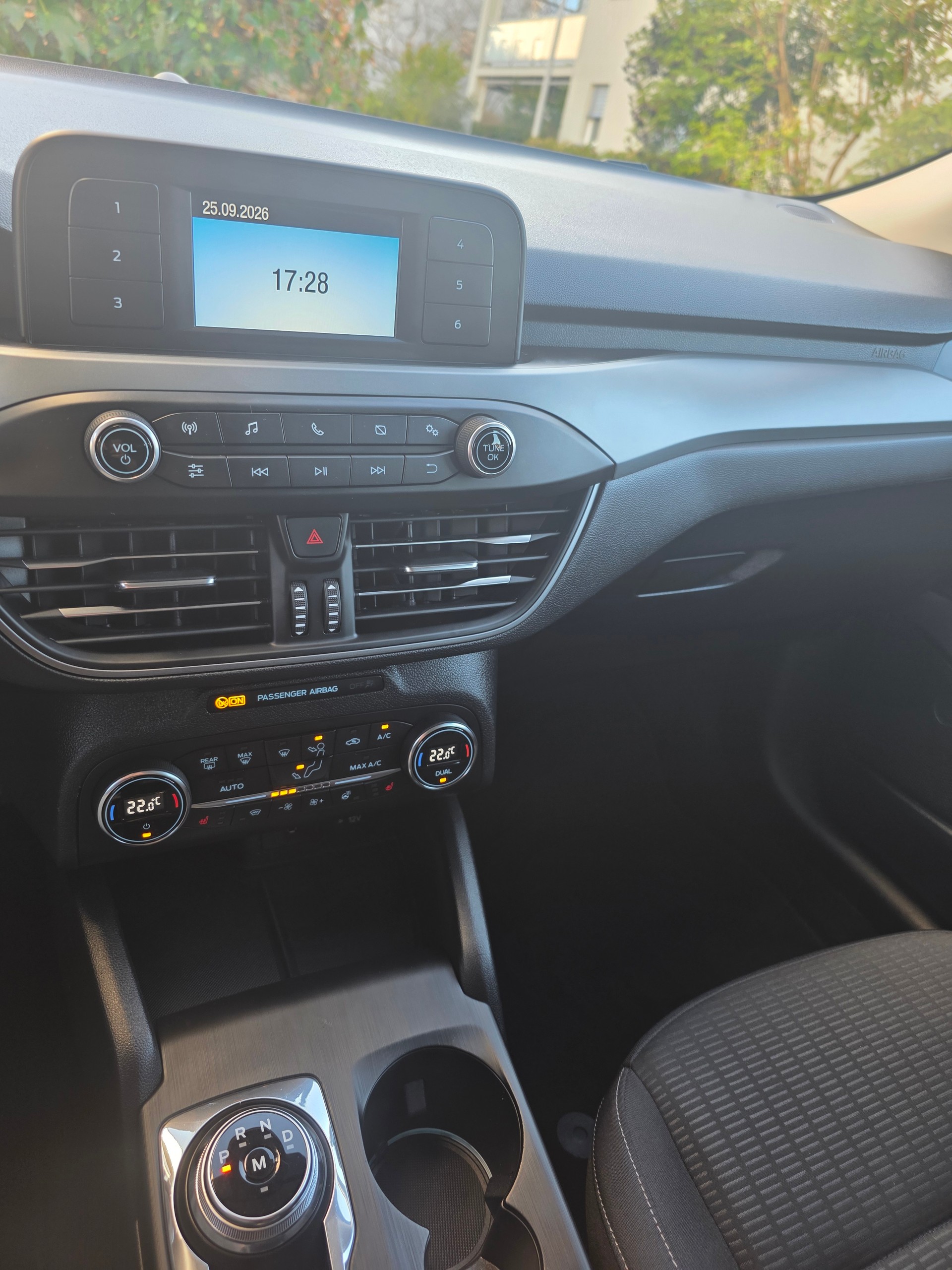 FORD Focus 1.0 SCTi Trend Automatic-image-13