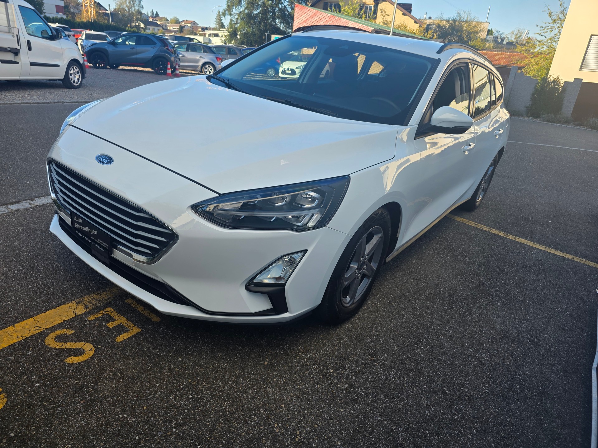 FORD Focus 1.0 SCTi Trend Automatic-image-0