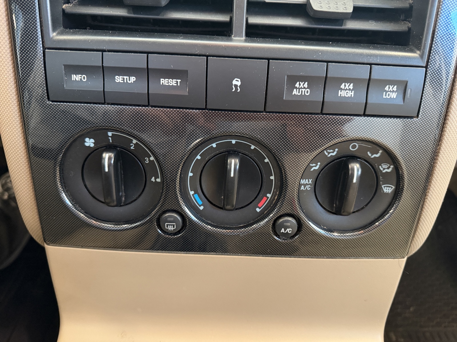 FORD ADVANCETRAC RSC 4.0 4X4-image-23