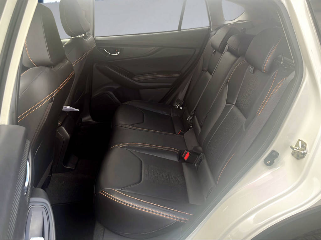 SUBARU XV 1.6i Luxury-image-23