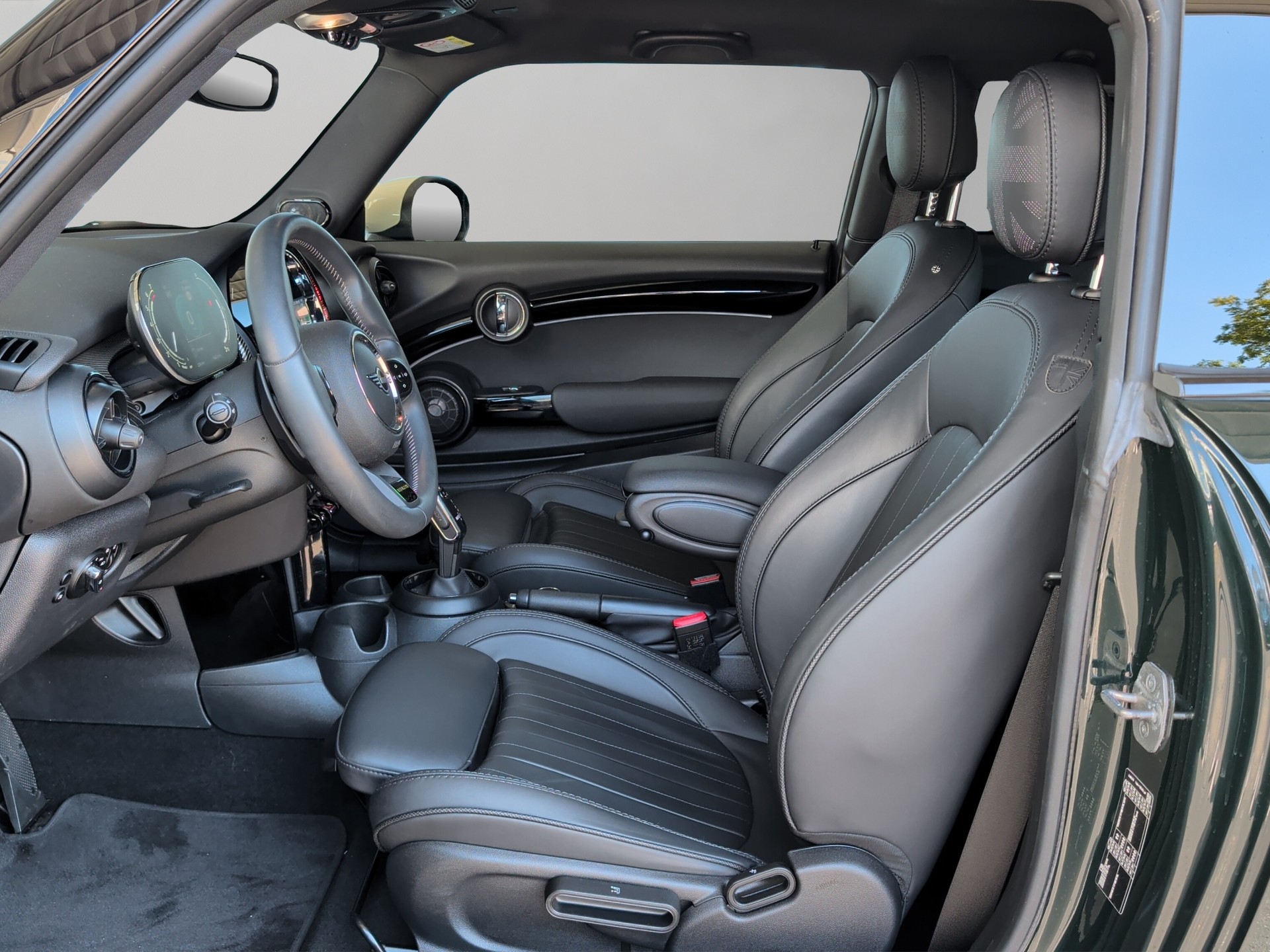 MINI Cooper S Resolute Edition Steptronic DKG-image-10