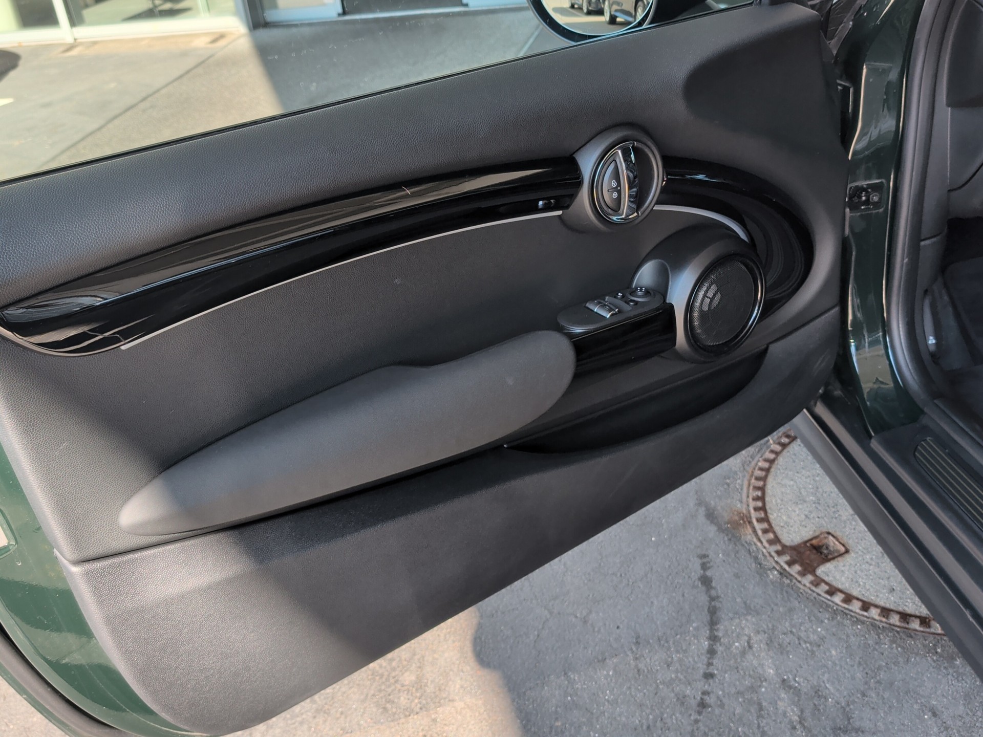 MINI Cooper S Resolute Edition Steptronic DKG-image-11