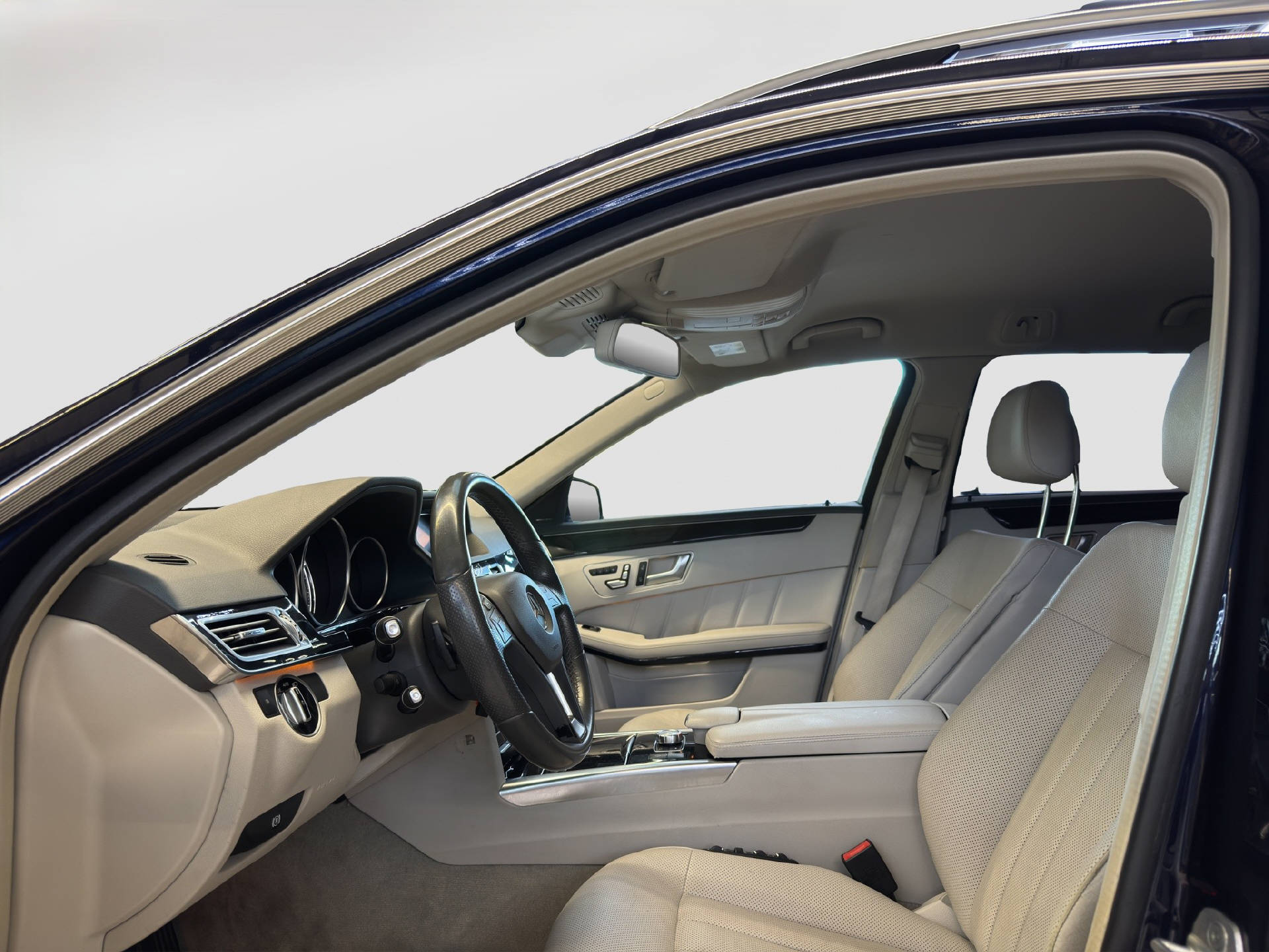 MERCEDES-BENZ E 400 V6 Avantgarde Kombi-image-6