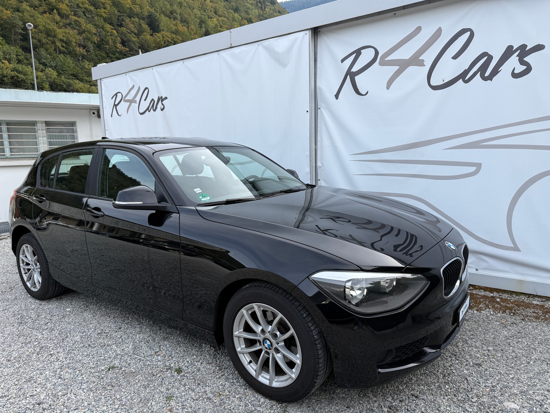 BMW 116i-image-4