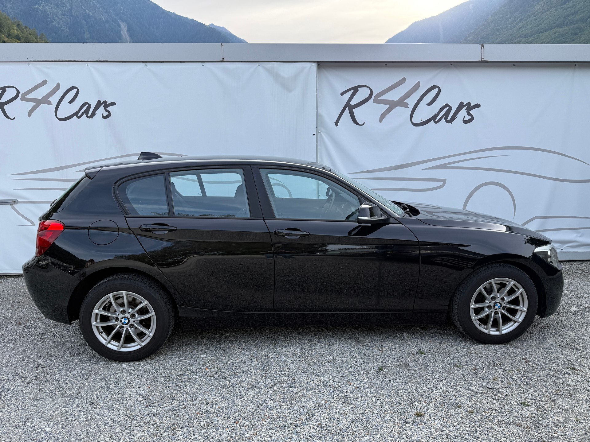BMW 116i-image-3