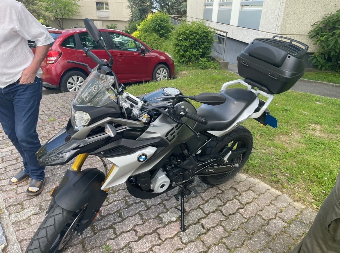 Car photo