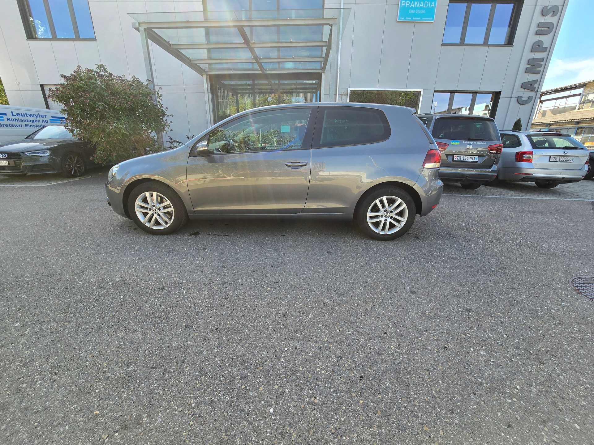 VW Golf 1.4 TSI Comfortline DSG-image-6