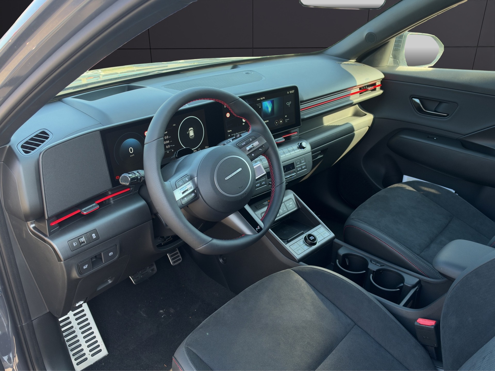 HYUNDAI Kona EV 65.4 kWh N Line-image-13
