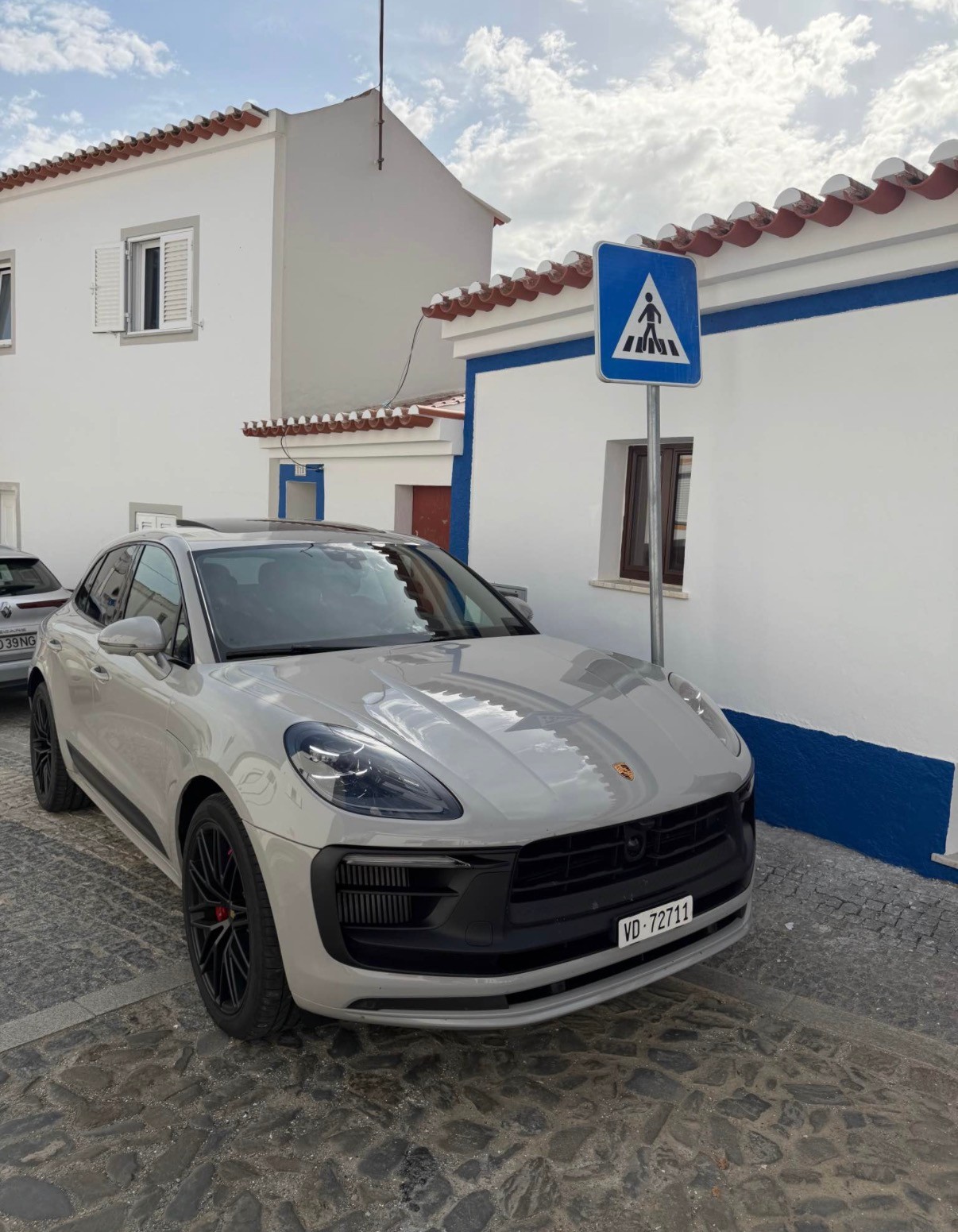 PORSCHE 2.9 V6 GTS-image-2