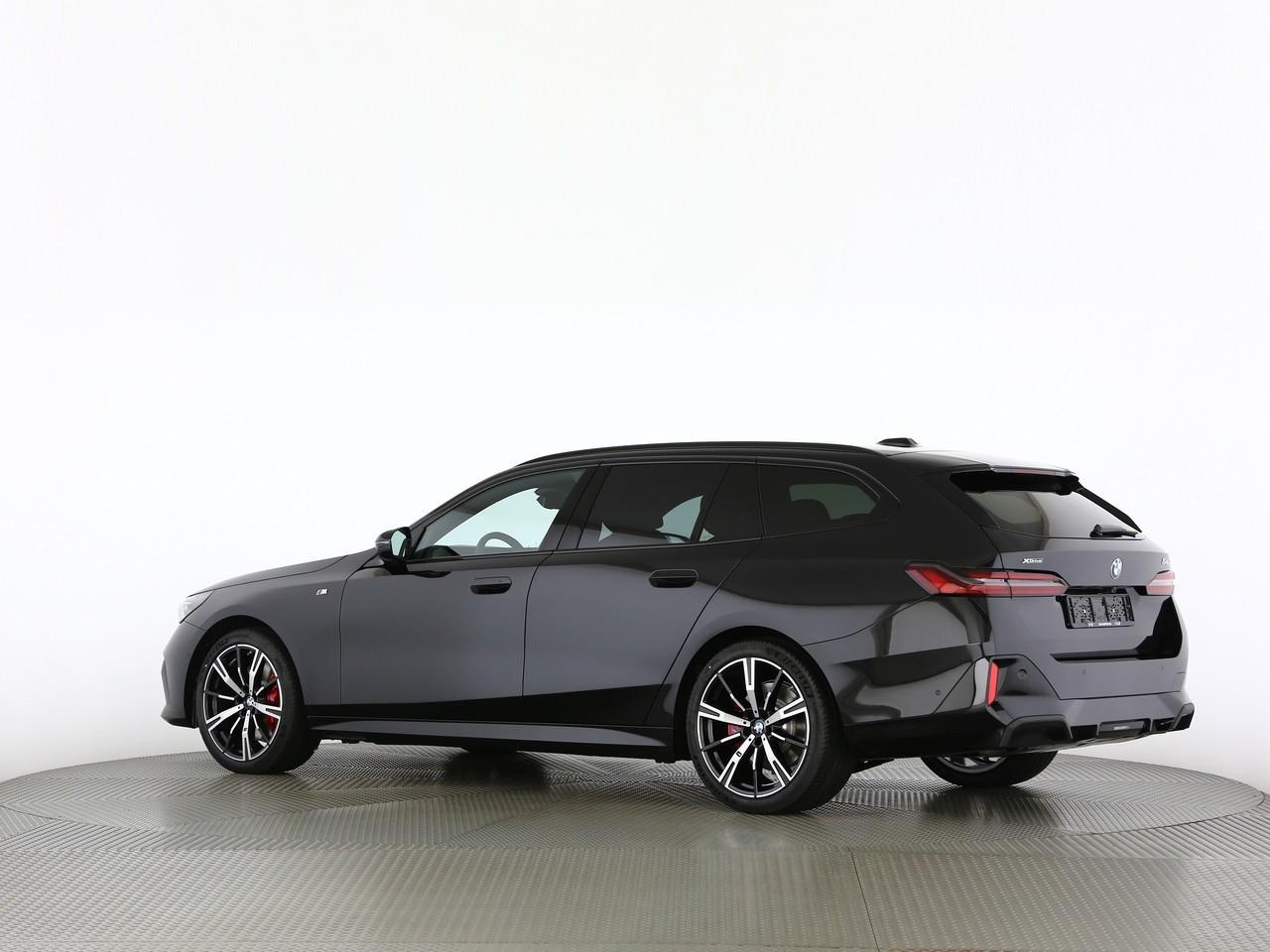 BMW 540d xDrive Touring-image-9