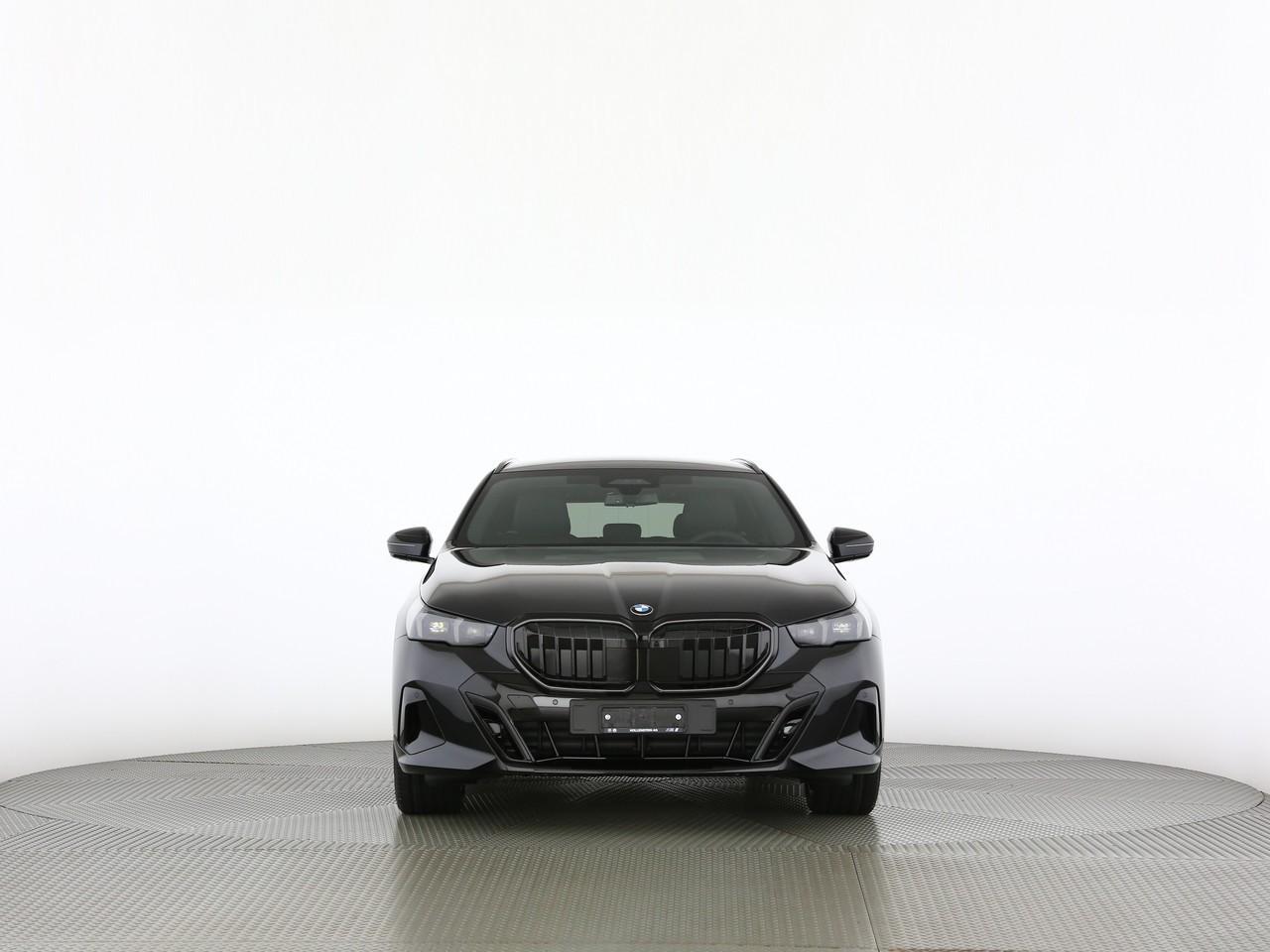 BMW 540d xDrive Touring-image-24