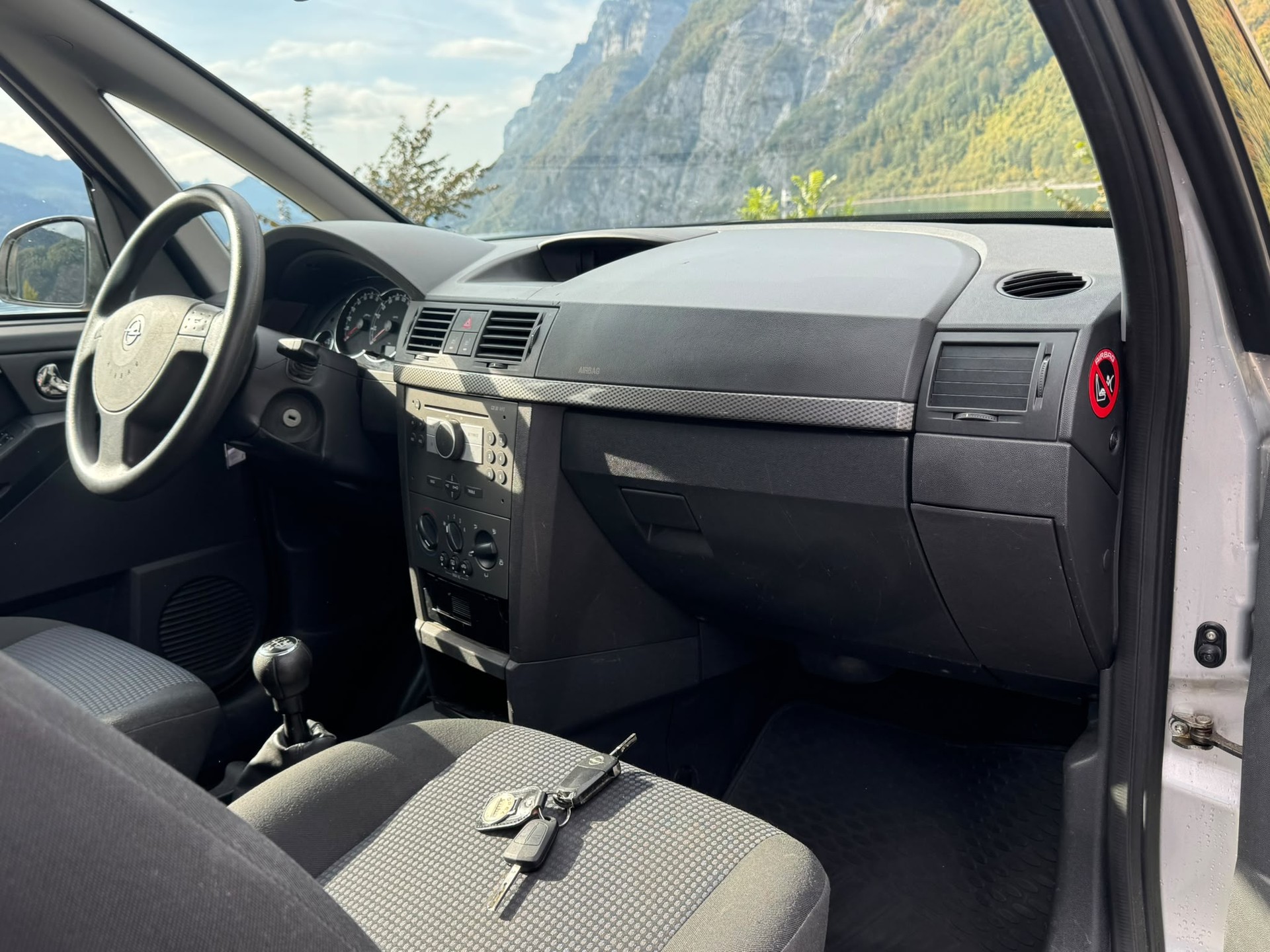 OPEL Meriva 1.6i-16 TP (Essentia)-image-10