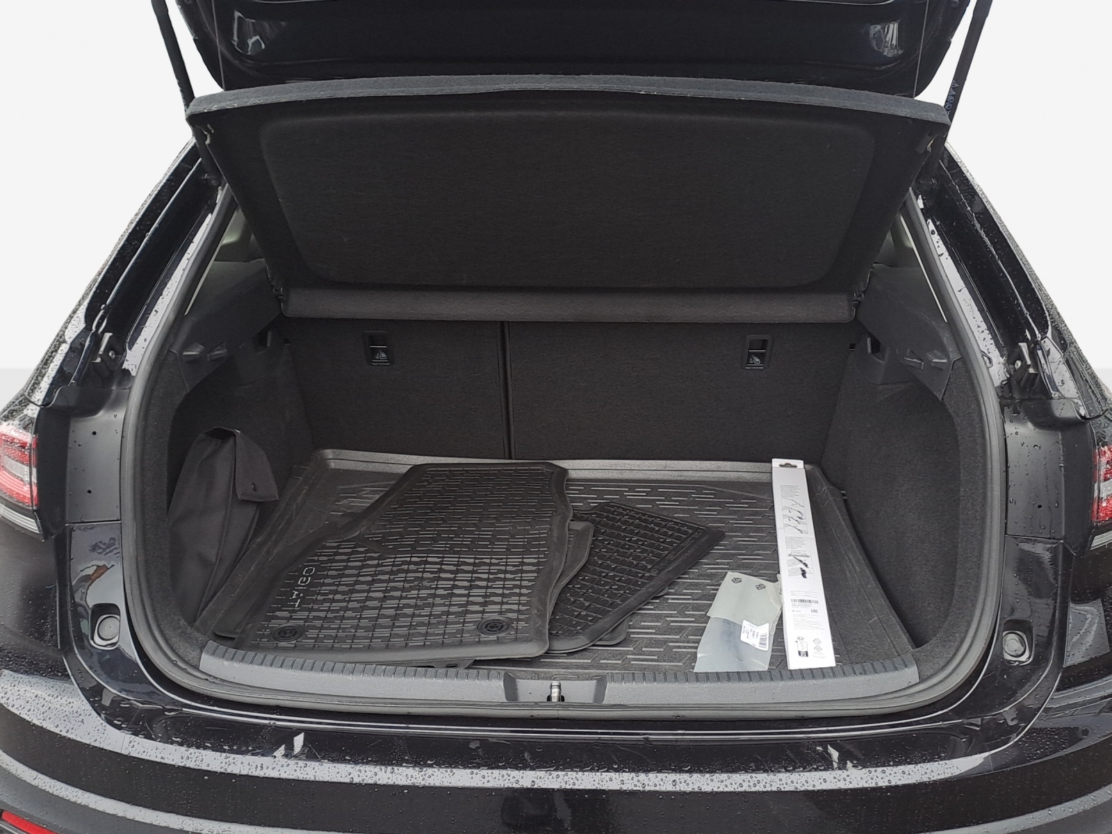VW Taigo 1.0 TSI Life DSG-image-12