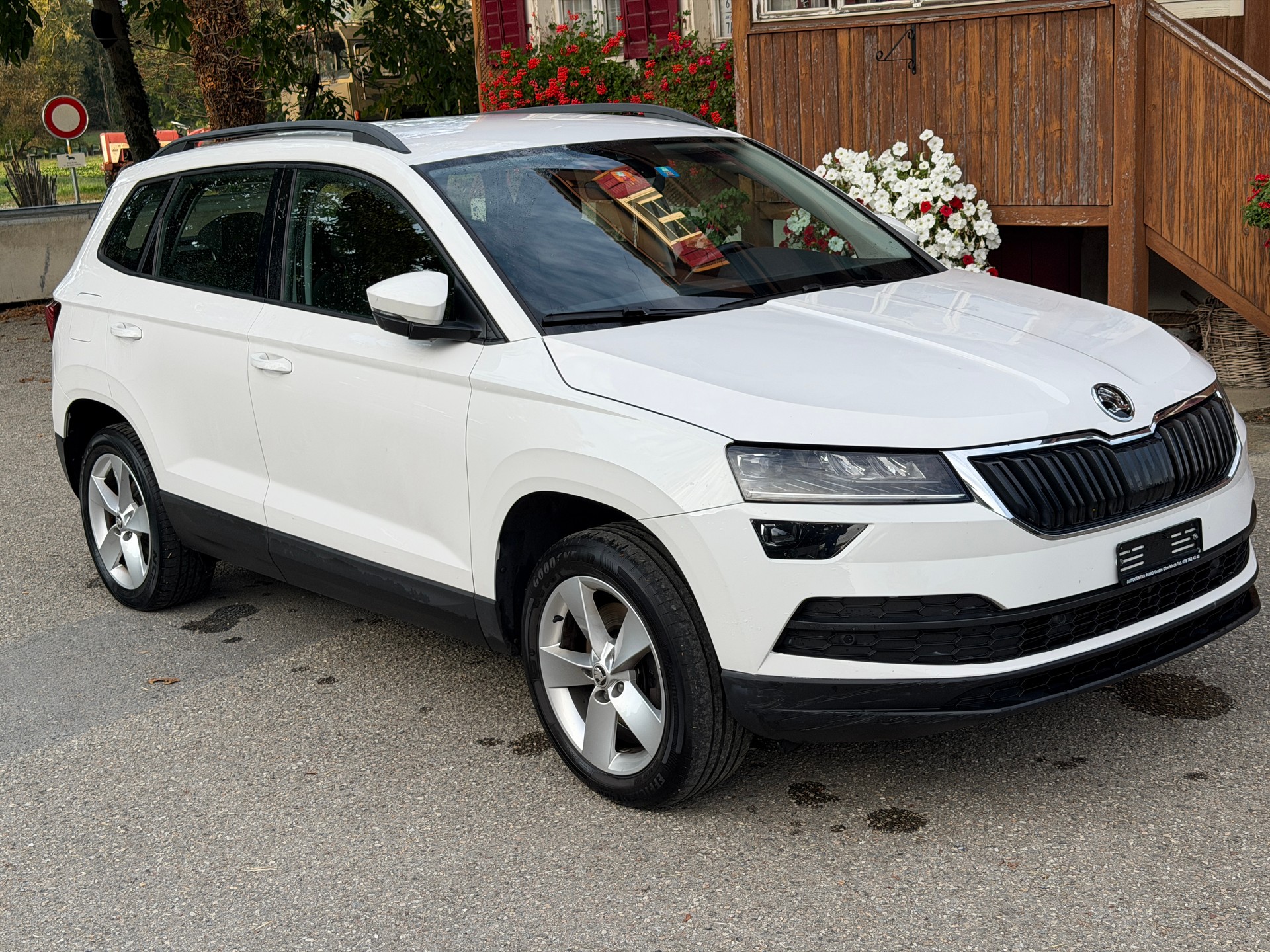 SKODA Karoq 2.0 TDI CR Ambition 4x4 DSG-image-2