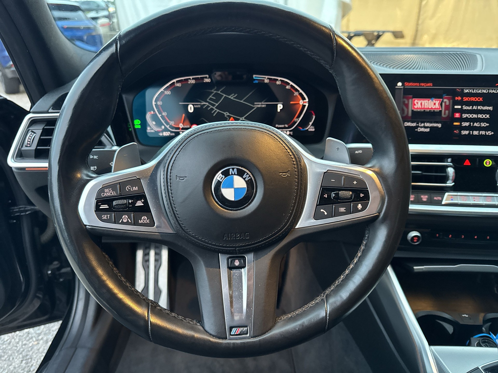BMW 320d xDrive 48V Pure M Sport Steptronic-image-11