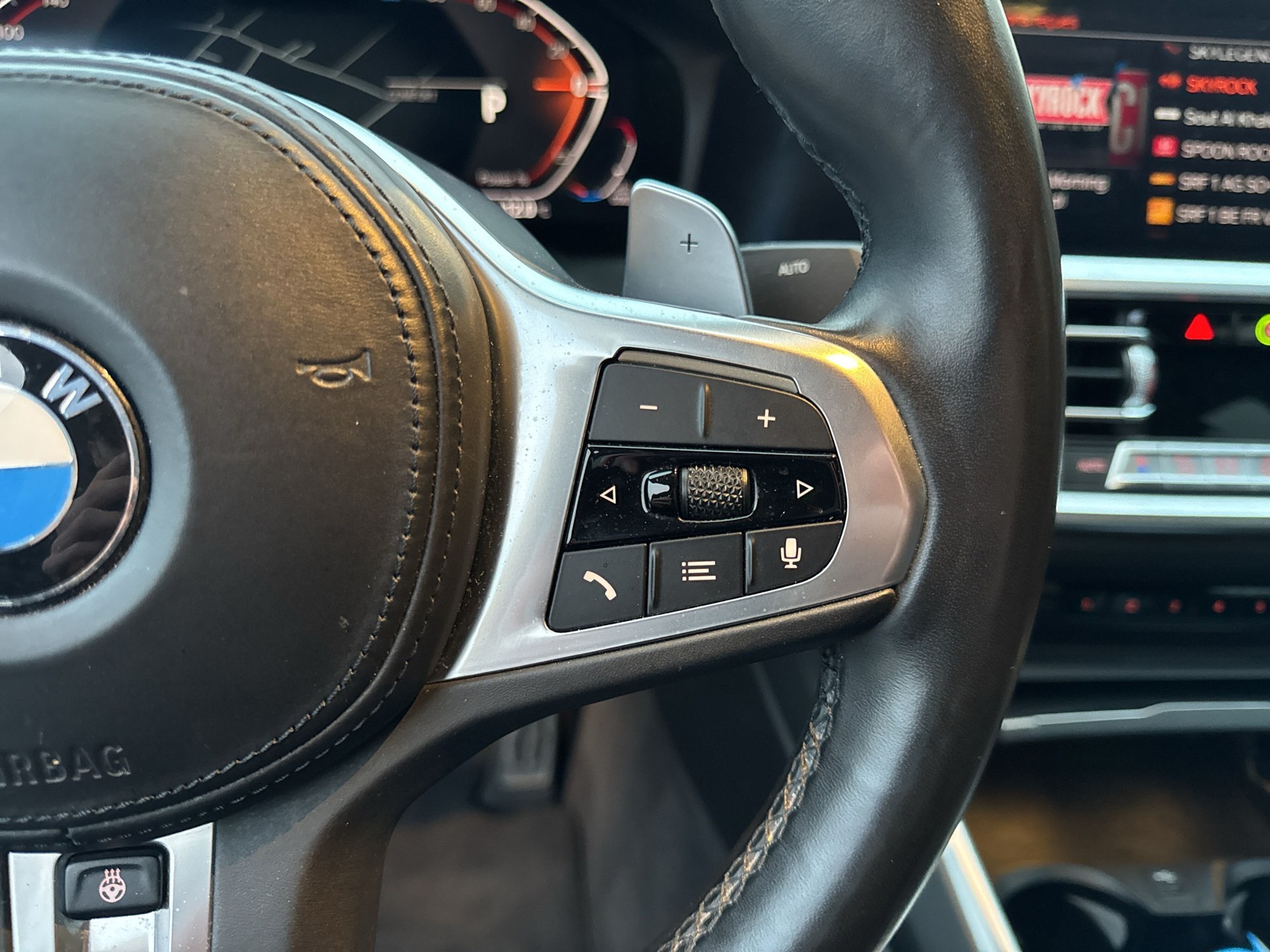 BMW 320d xDrive 48V Pure M Sport Steptronic-image-15