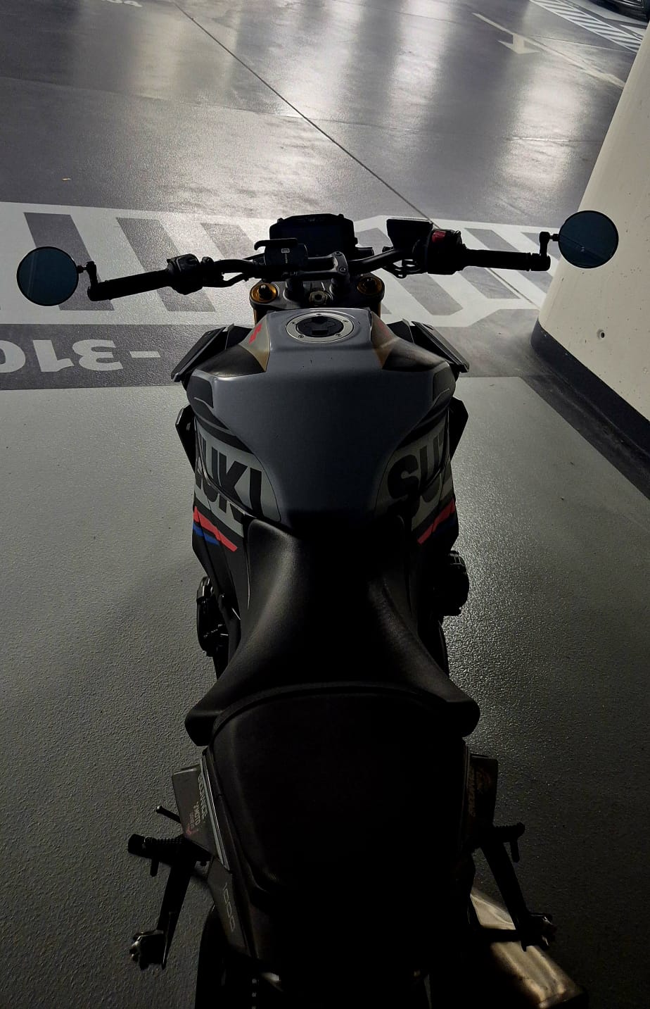 SUZUKI GSX-S 1000 EVO-image-9