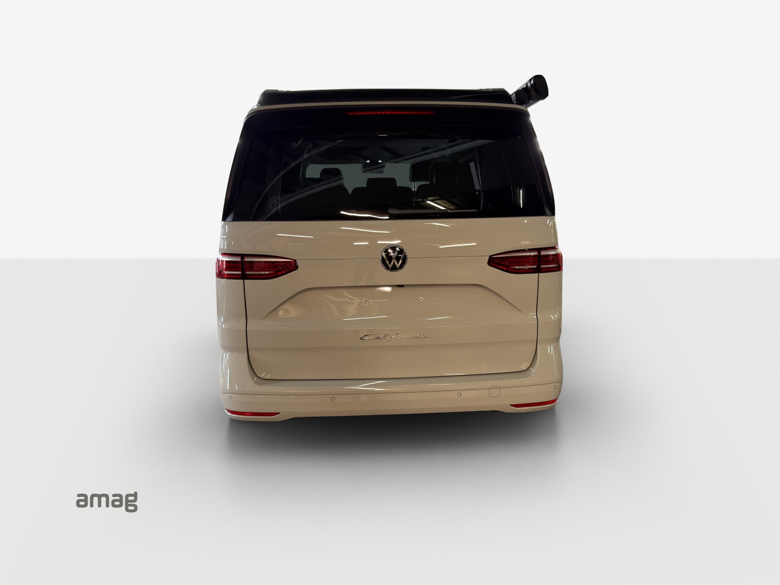 VW California 2.0 TDI Beach Tour-showroom-element-3