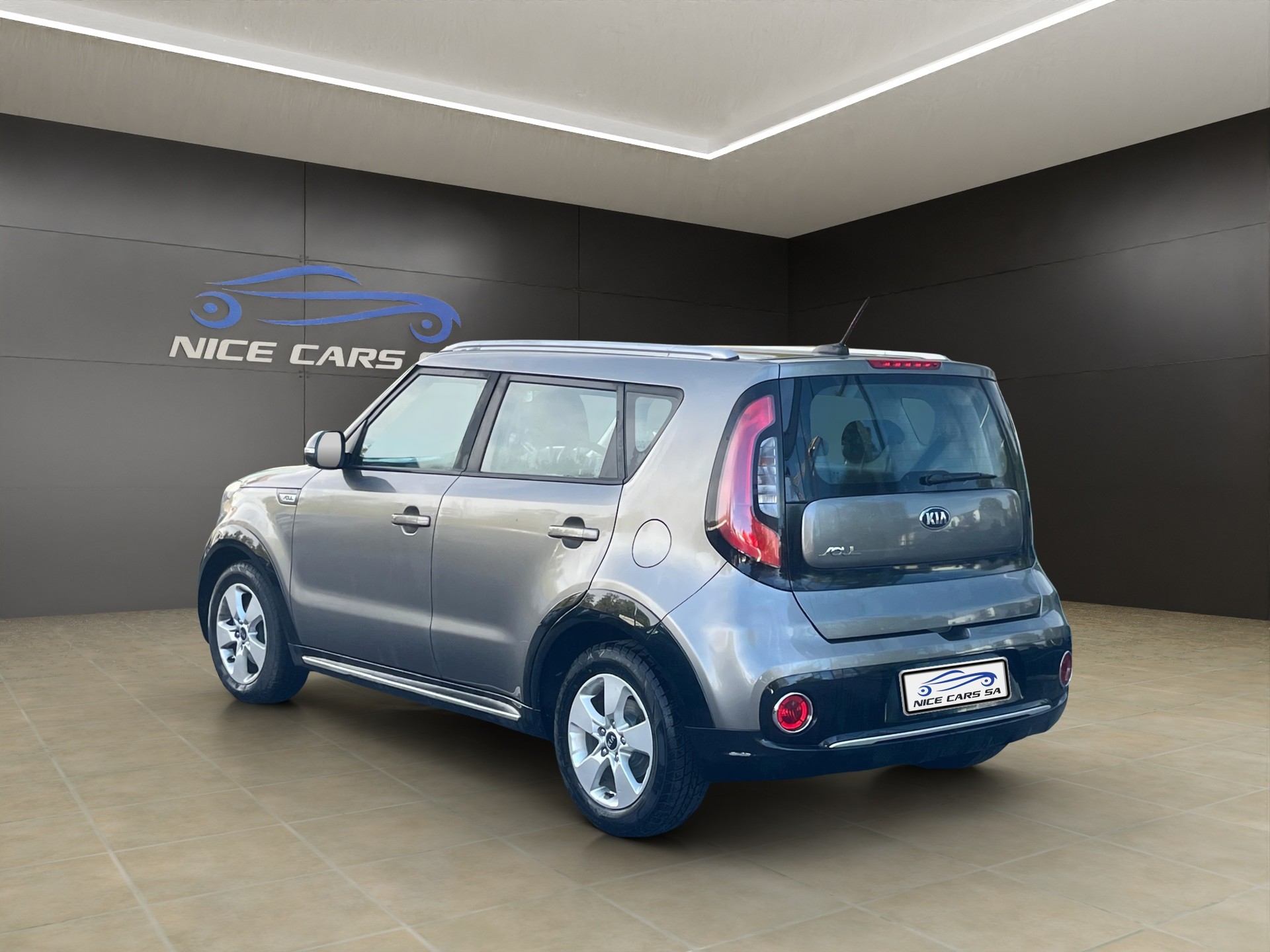 KIA Soul 1.6 GDI Classic-image-2