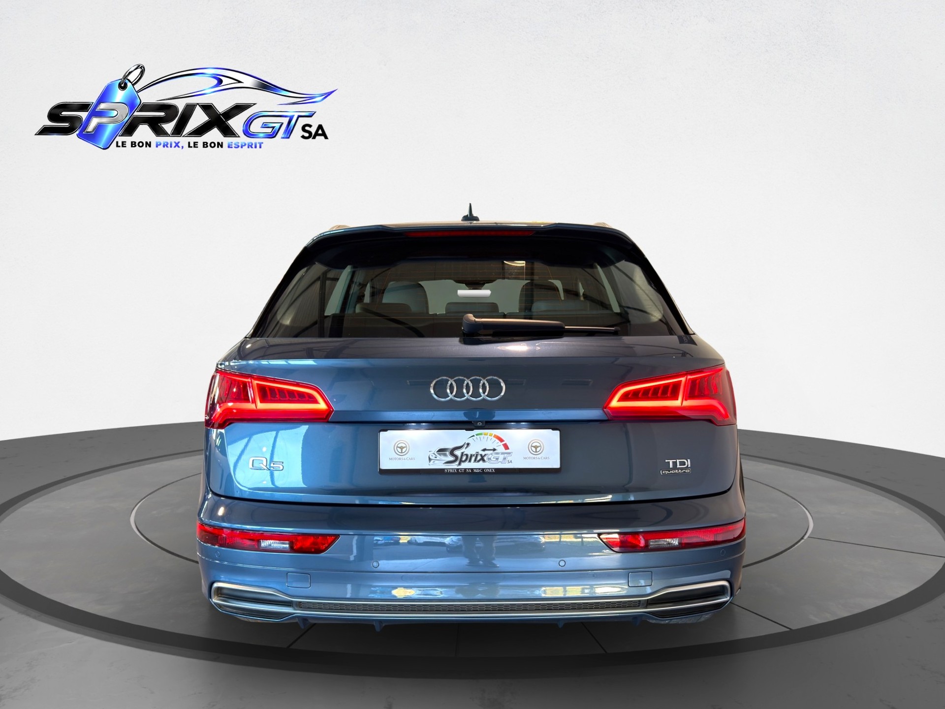 AUDI Q5 2.0 TDI Sline quattro S-tronic-image-3