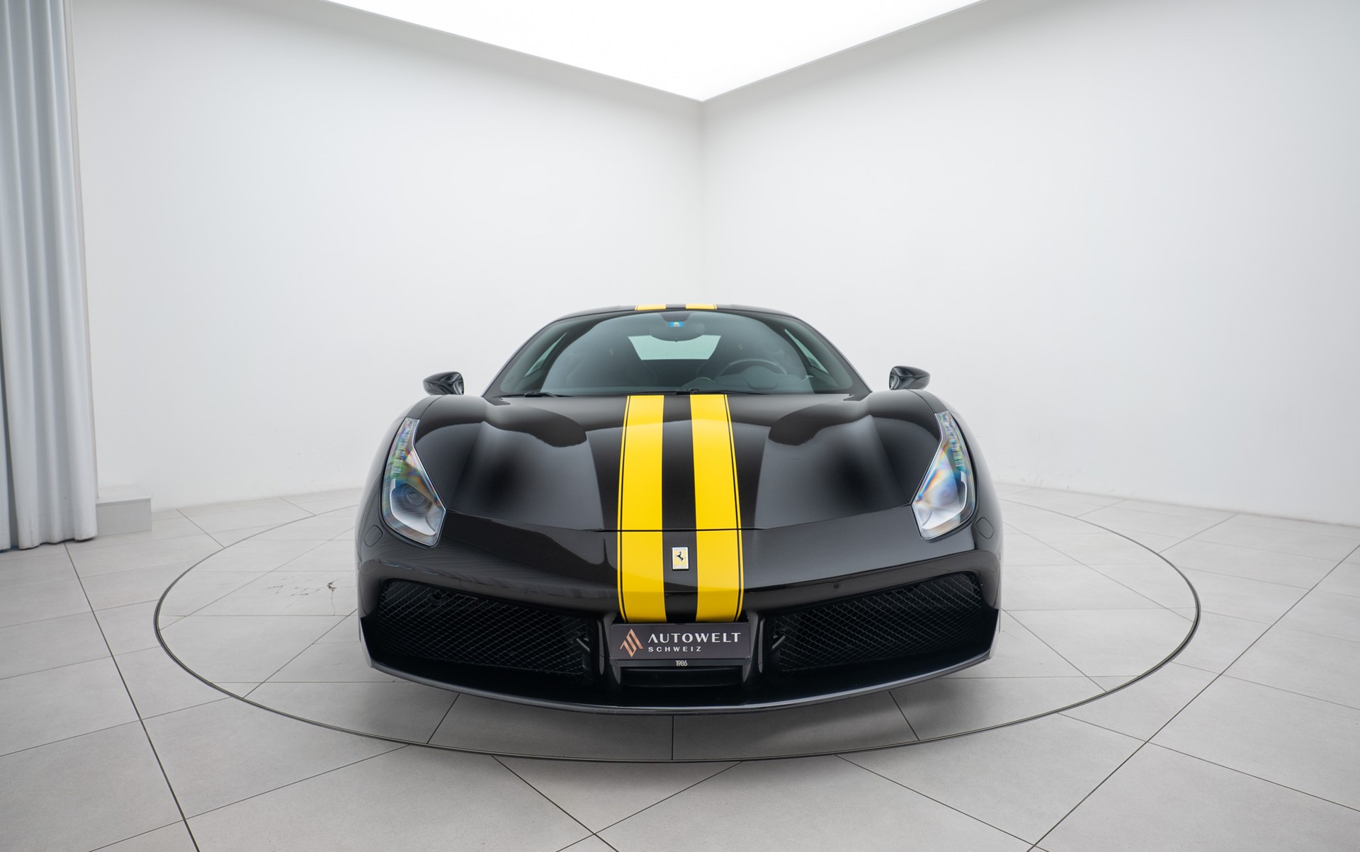 FERRARI 488 GTB 3.9 V8-image-4
