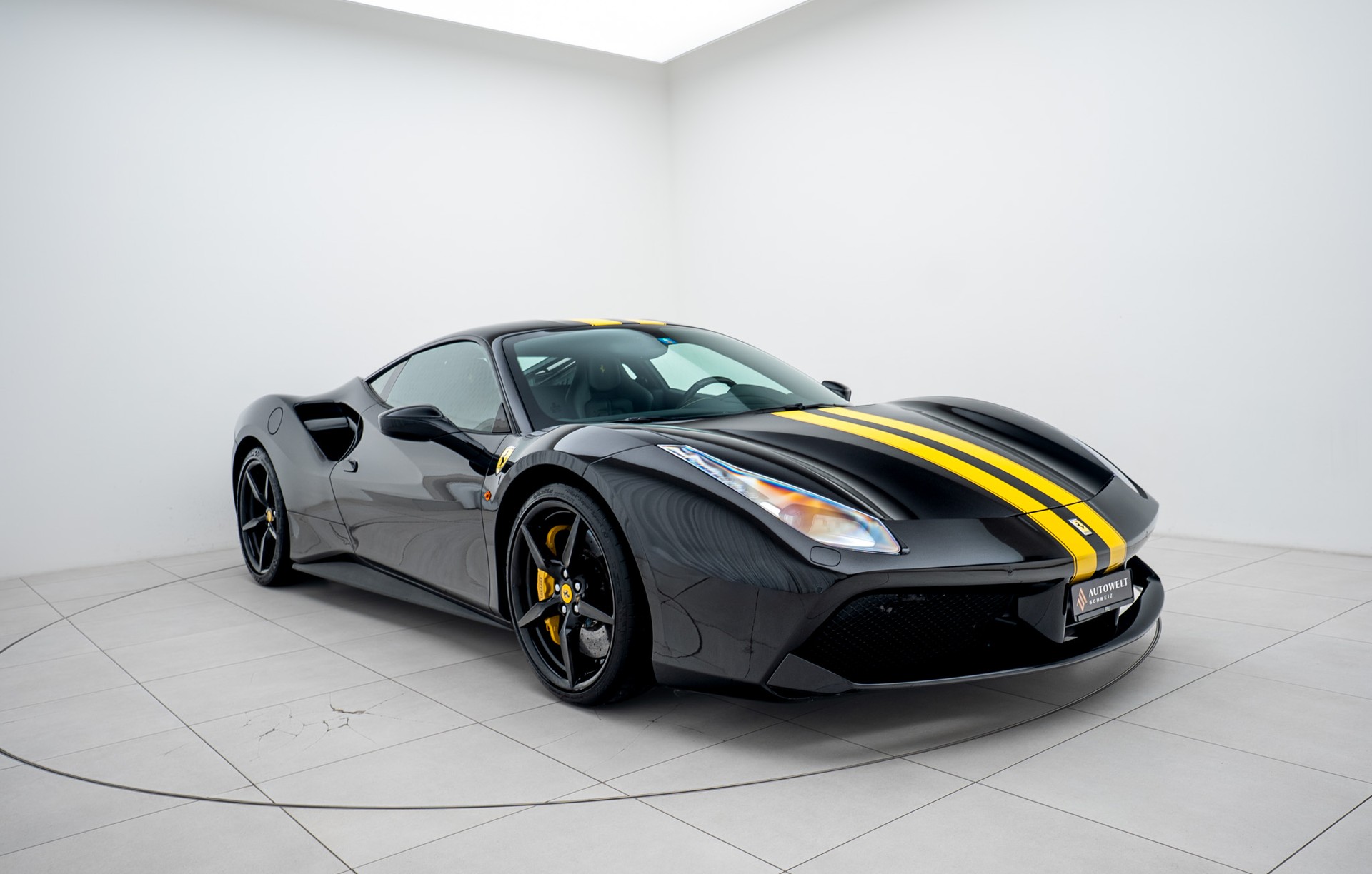 FERRARI 488 GTB 3.9 V8-image-0