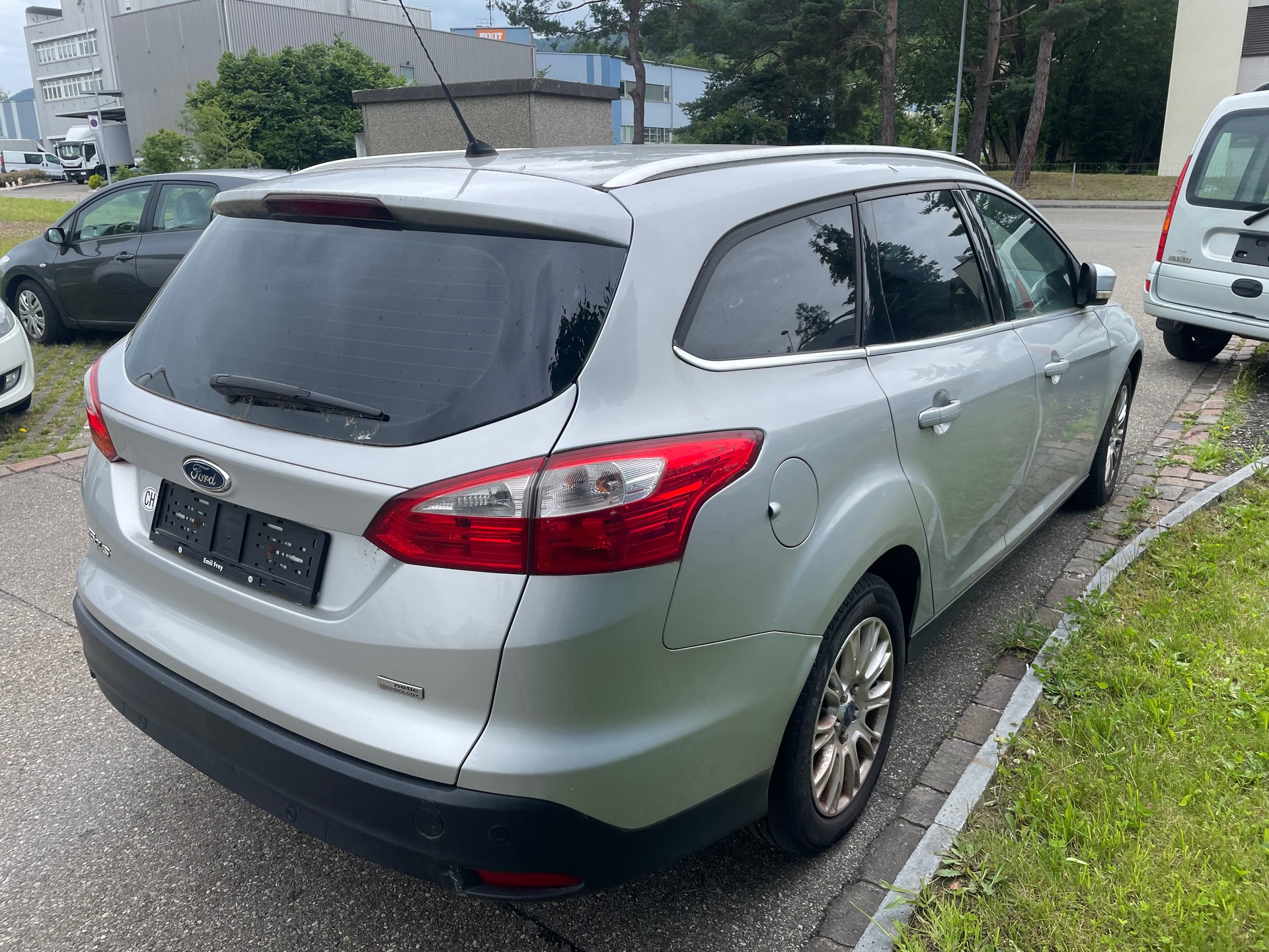 FORD Focus 1.6 TDCi Trend-image-2
