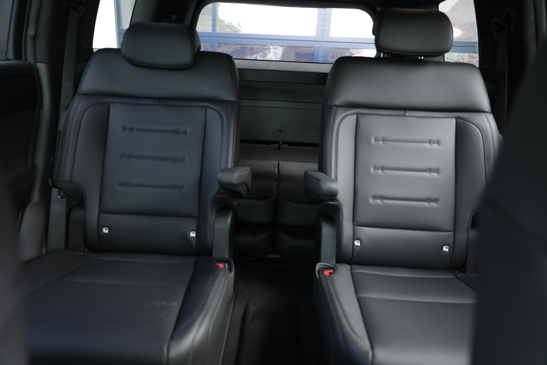 HYUNDAI Santa FE 1.6 T-GDi HEV Calligraphy-image-11