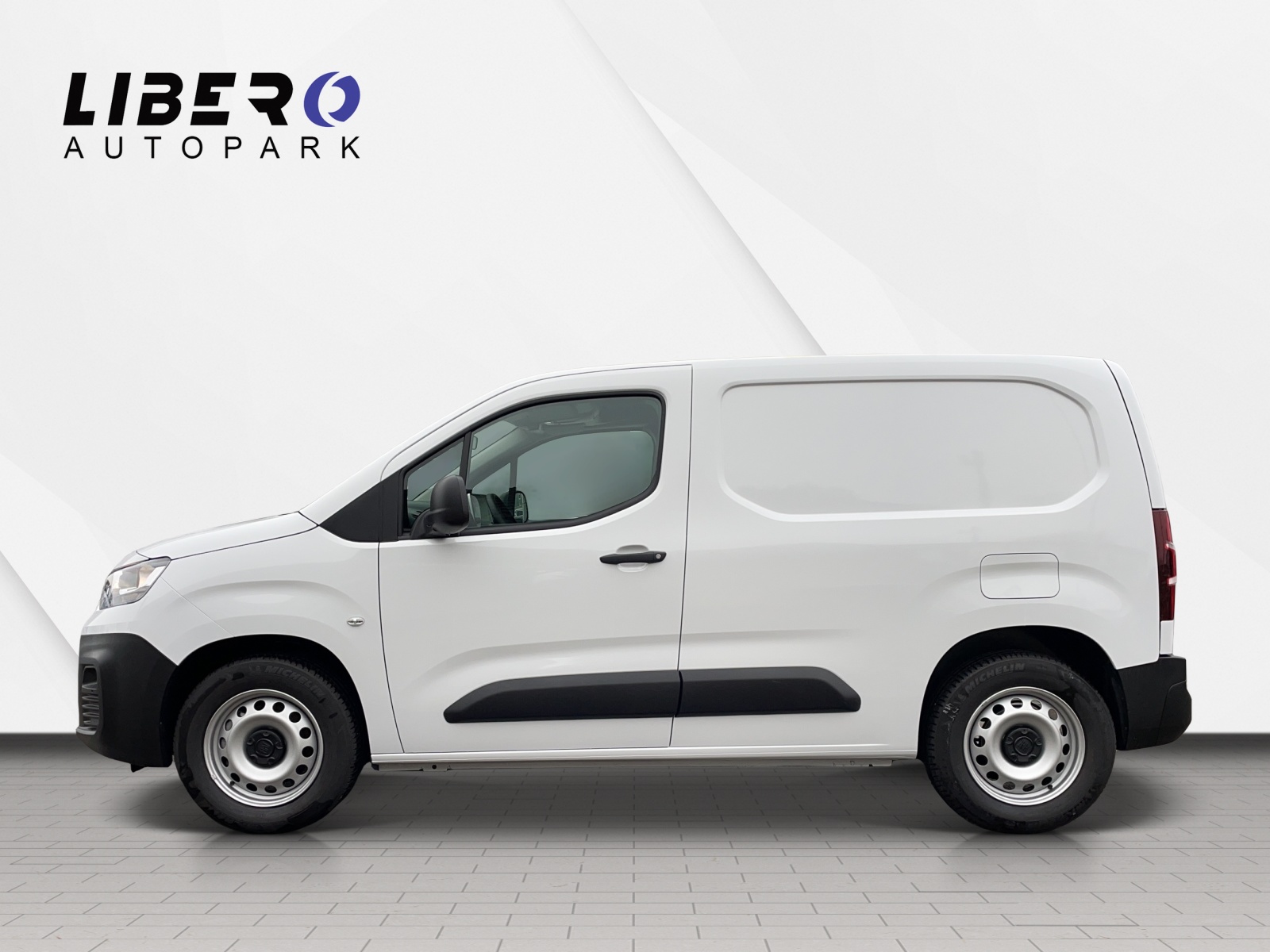 FIAT Doblo Elektro Kaw. L1 50 kWh SX Plus-image-2