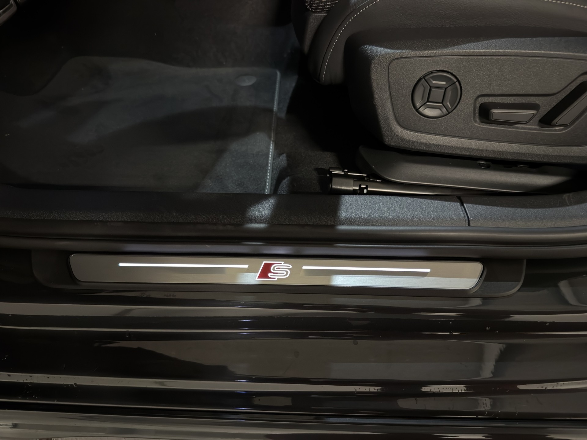 AUDI A3 Allstreet 40 TFSI e Attraction S-tronic-image-9