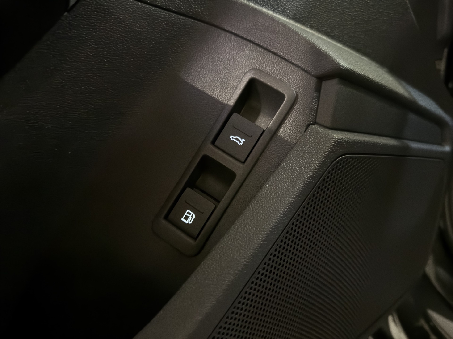 AUDI A3 Allstreet 40 TFSI e Attraction S-tronic-image-10